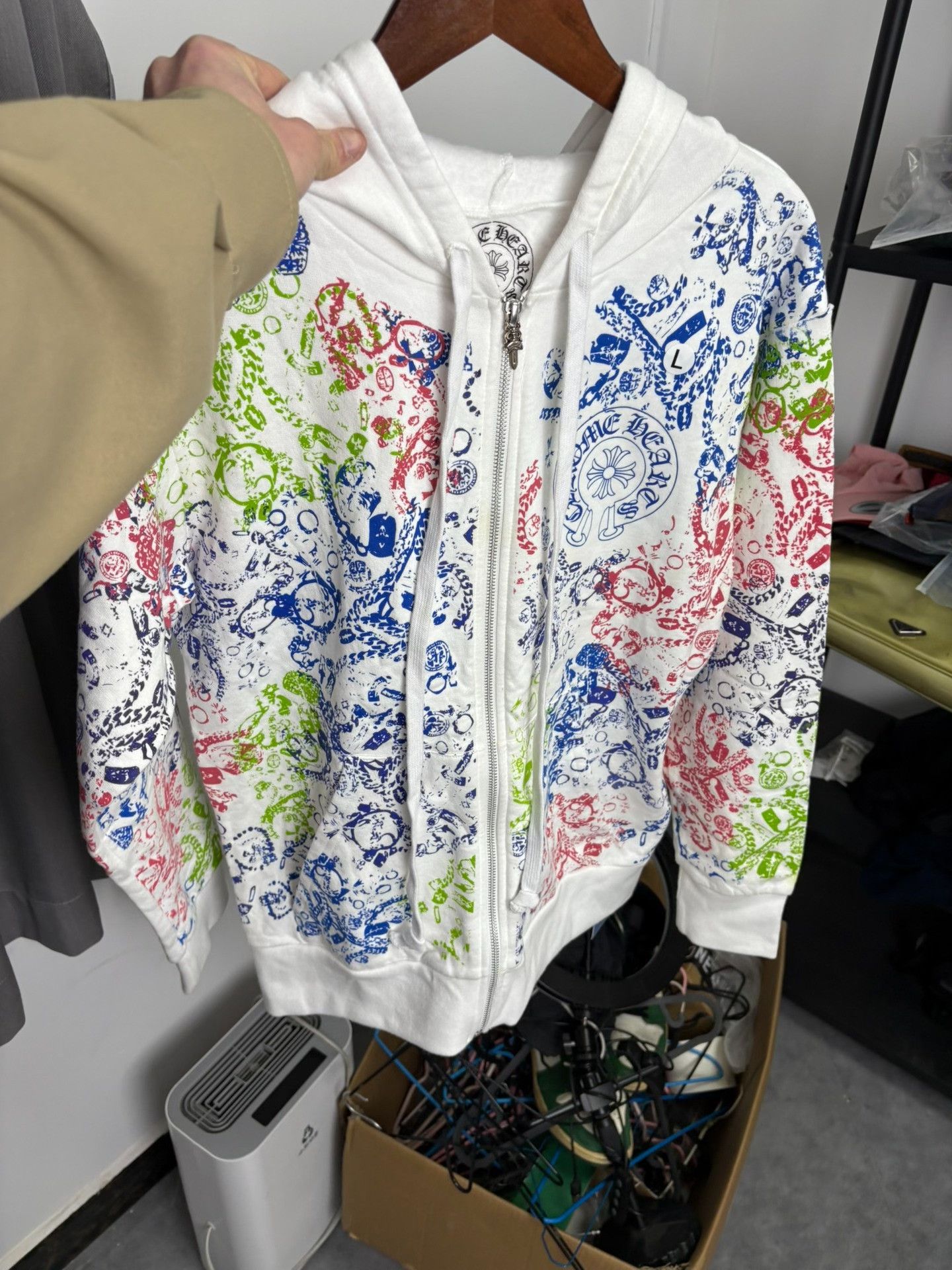 Chrome Hearts Chrome Hearts Graphic White Hoodie L Men Size US L / EU 52-54 / 3 - 9 Thumbnail