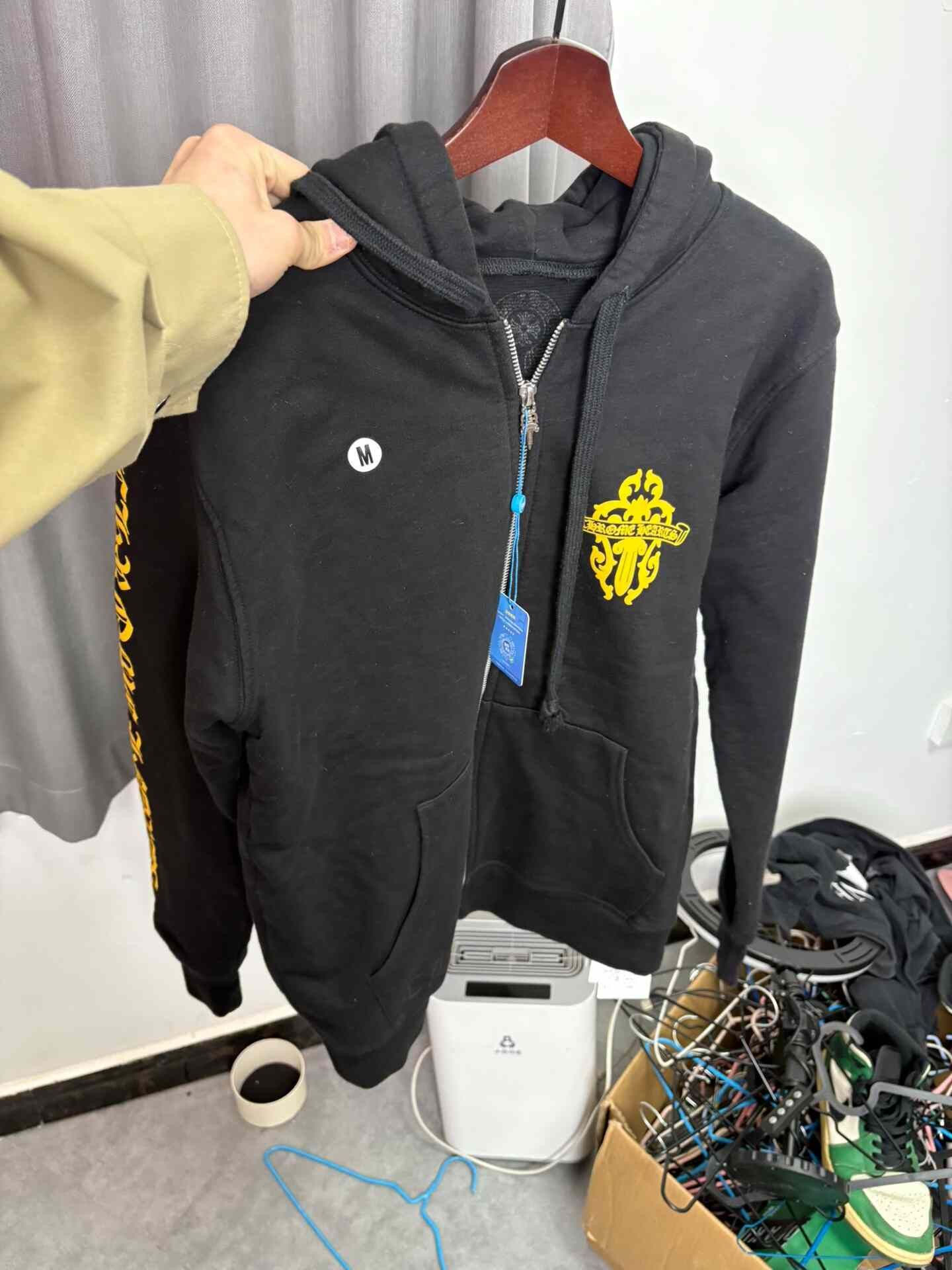 Chrome Hearts Chrome Hearts Yellow Hoodie M Men Size US M / EU 48-50 / 2 - 4 Thumbnail