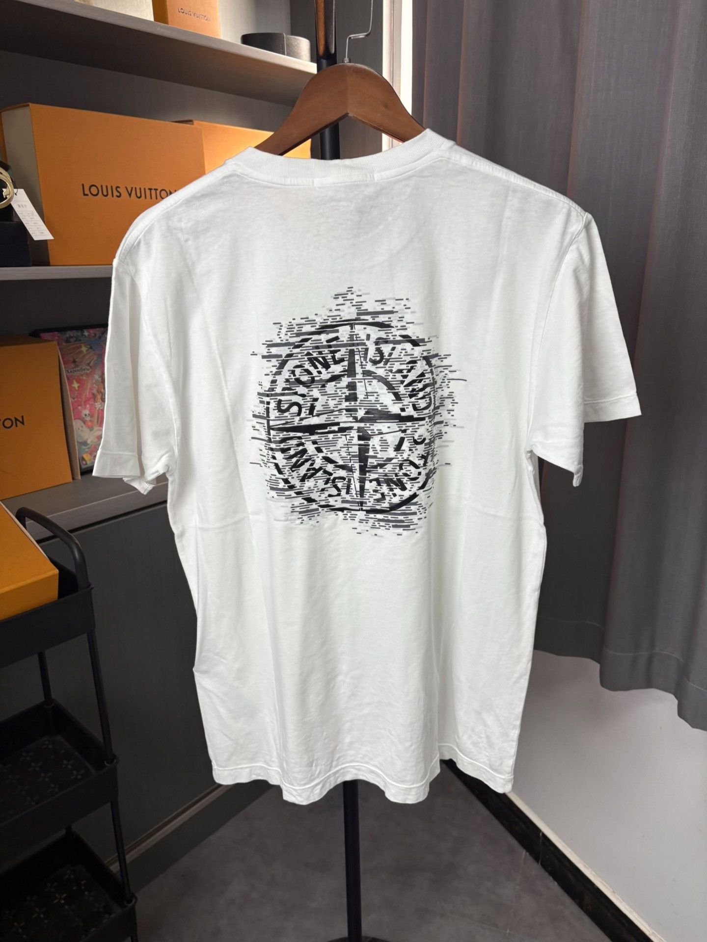 Stone Island Stone Island Printed White T-Shirt L Men Size US L / EU 52-54 / 3 - 4 Thumbnail