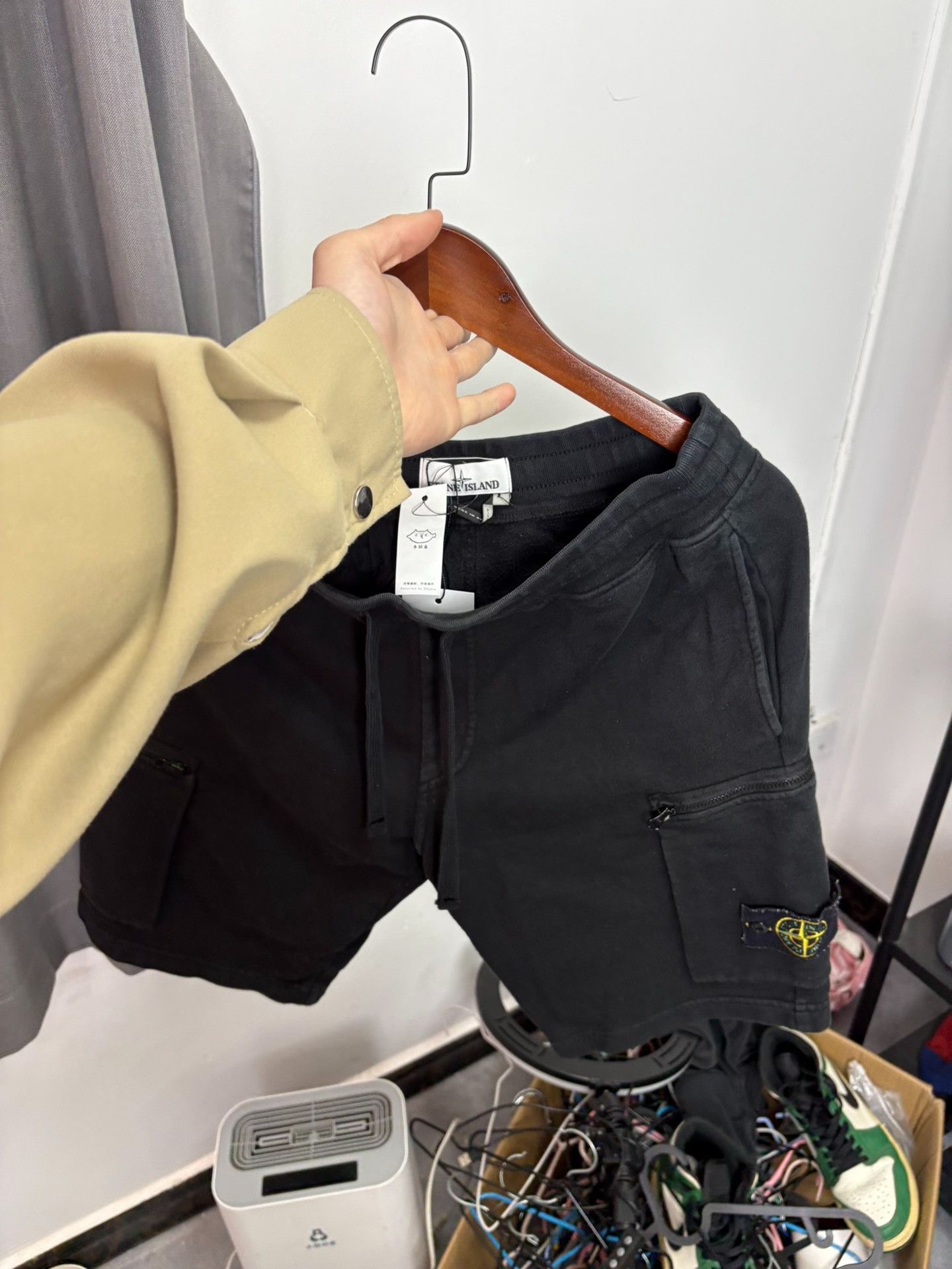 Stone Island Stone Island Black Shorts M Men Size US 32 / EU 48 - 5 Thumbnail