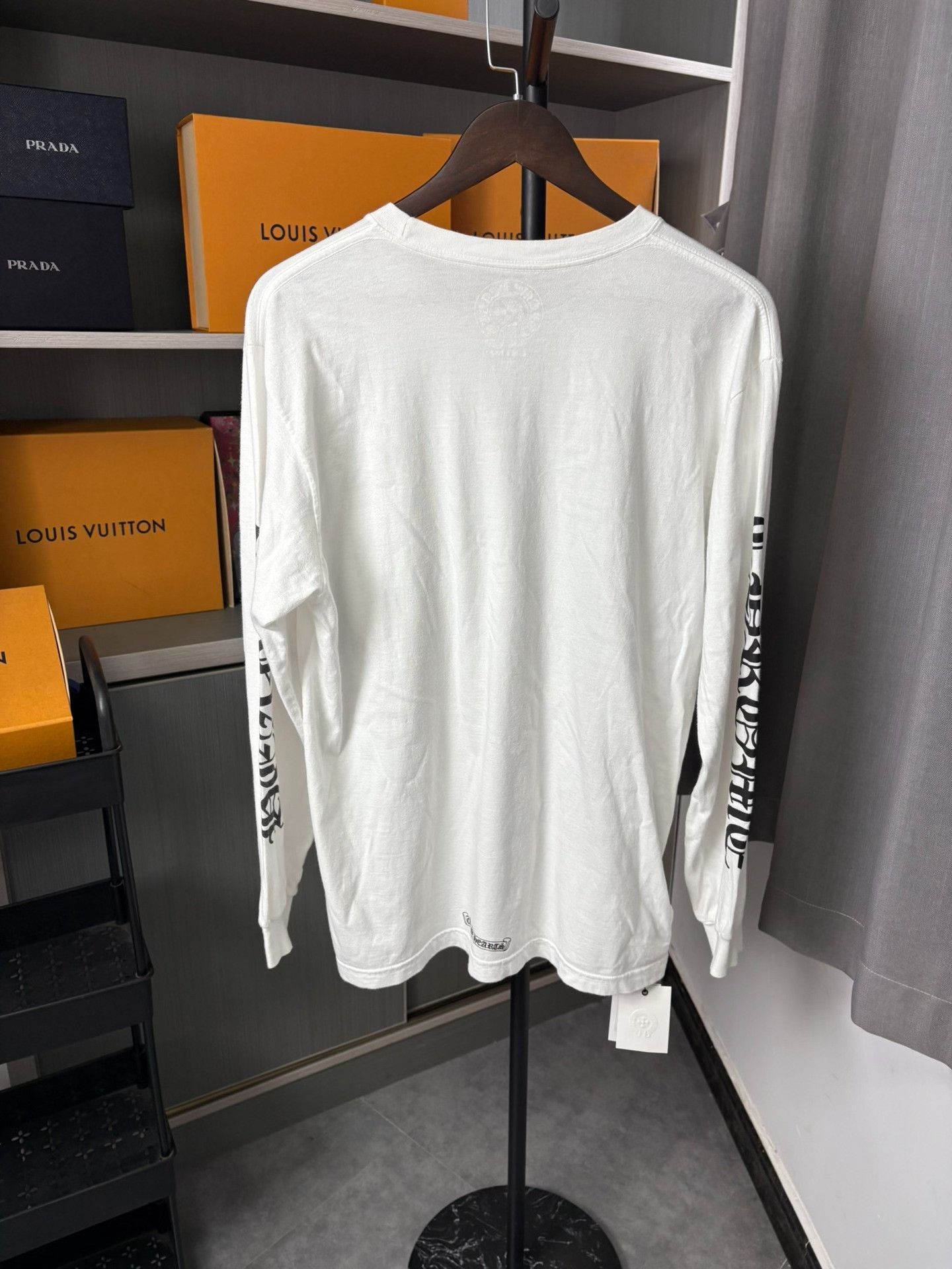 Chrome Hearts Chrome Hearts White T-Shirt L Men Size US L / EU 52-54 / 3 - 3 Thumbnail