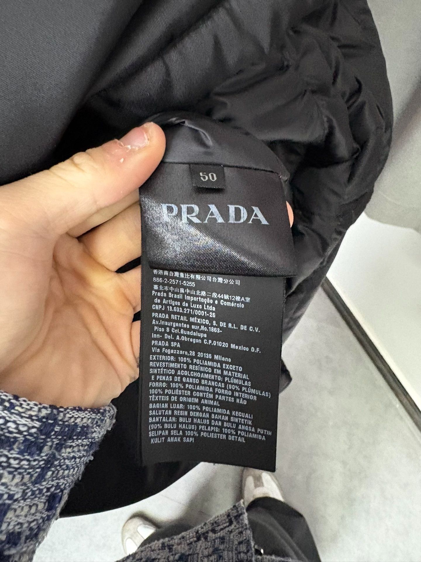 Prada Prada Down Black Heavy Coat XL Men Size US XL / EU 56 / 4 - 5 Thumbnail