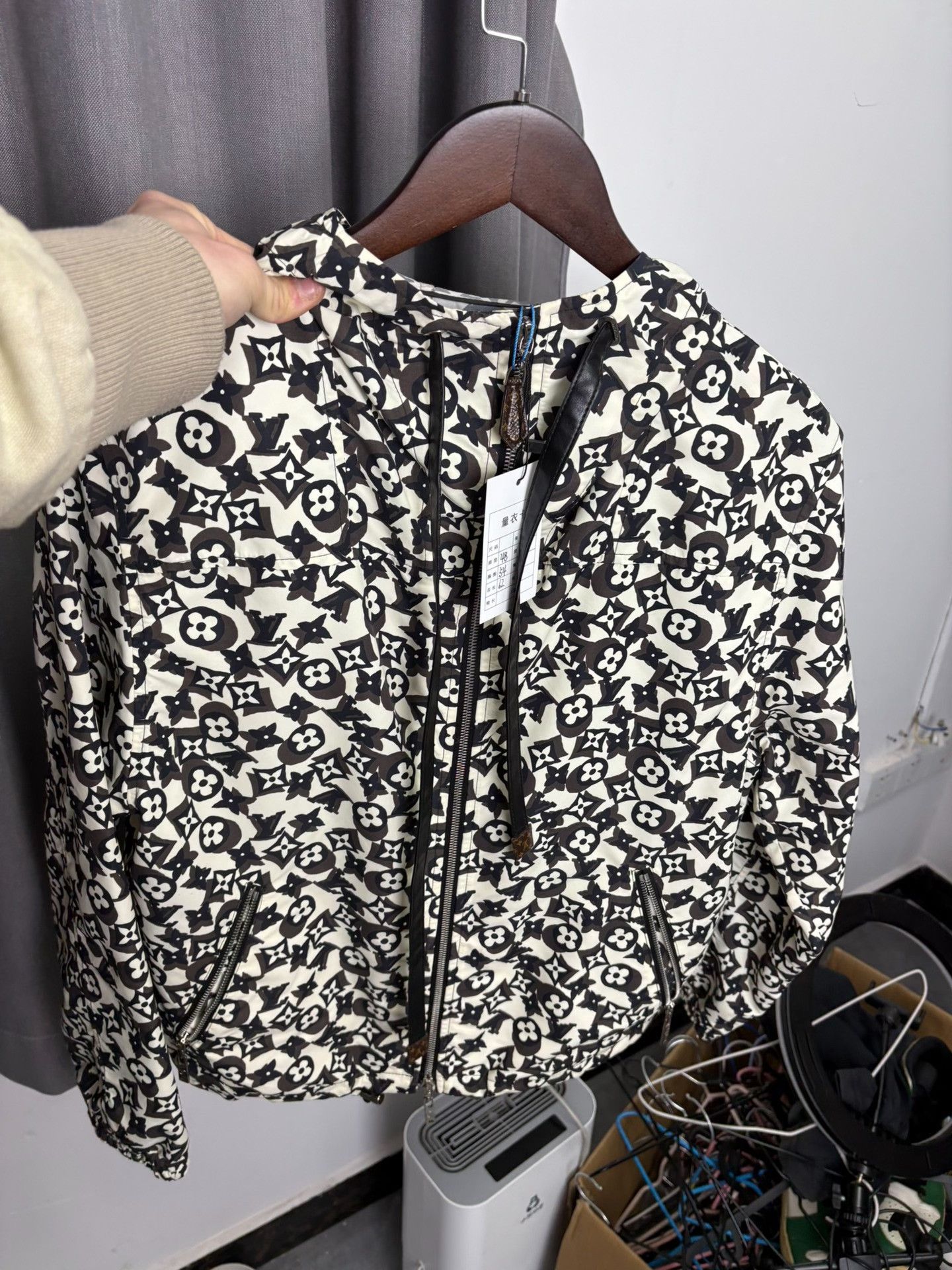 Louis Vuitton Louis Vuitton Retro Light Jacket 34 Men Size US XS / EU 42 / 0 - 7 Thumbnail