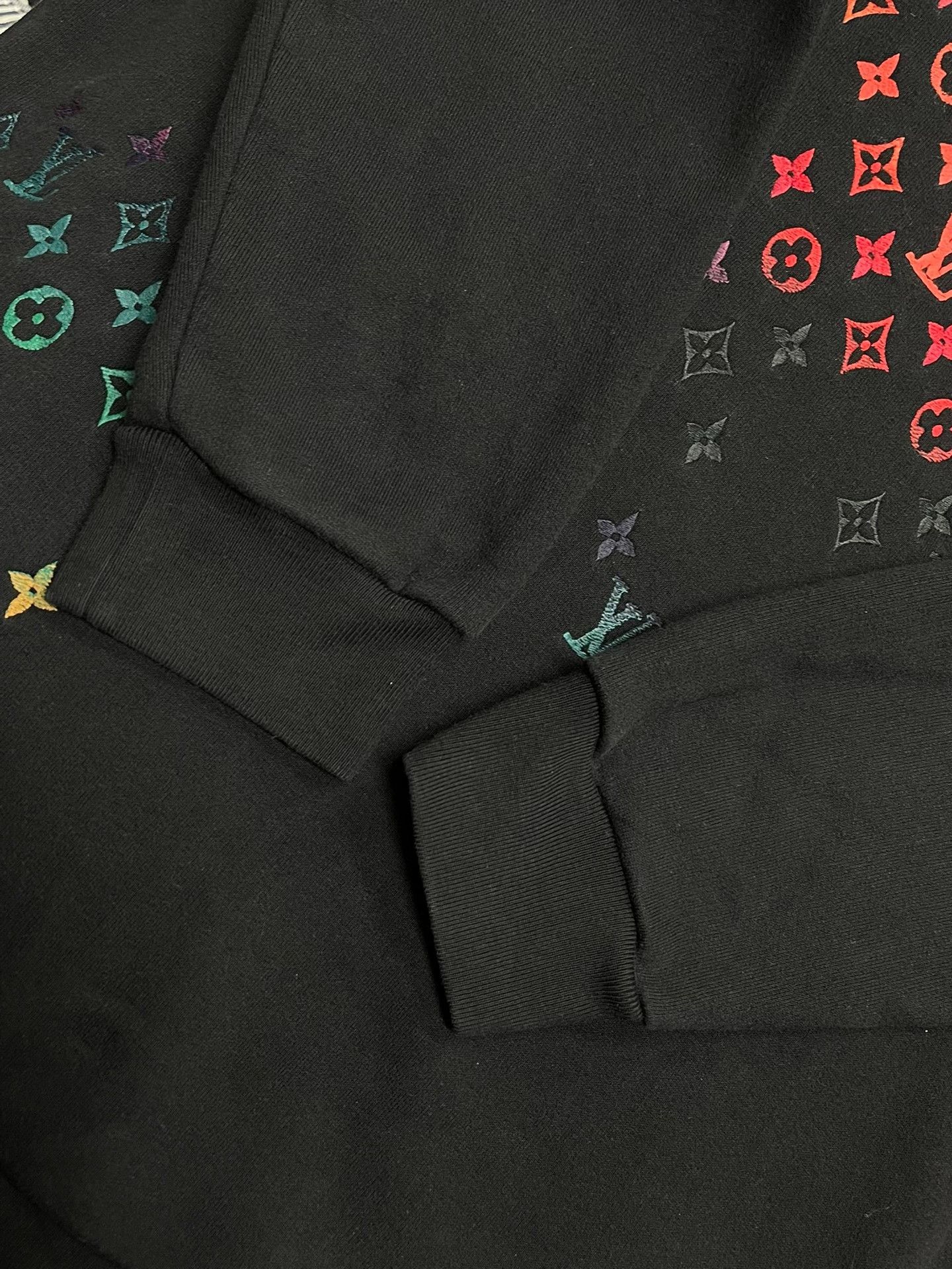 Louis Vuitton Louis Vuitton FW23 Logo Crewneck Sweatshirt Size US L / EU 52-54 / 3 - 5 Thumbnail