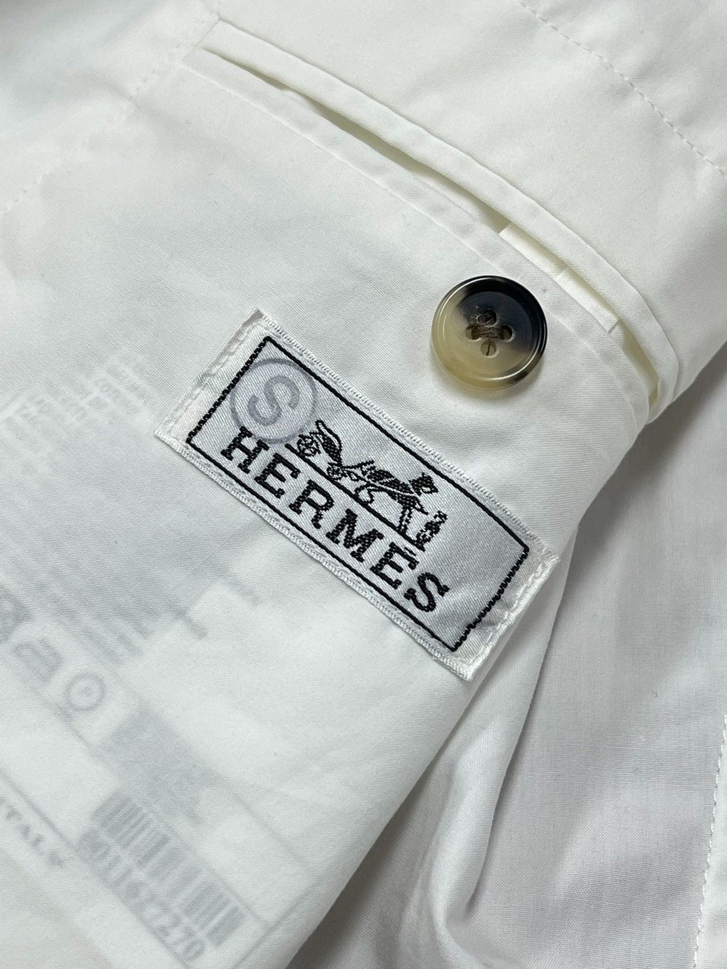 Hermes Hermes Classic Solid Lapel White Blazer Size US M / EU 48-50 / 2 - 4 Thumbnail