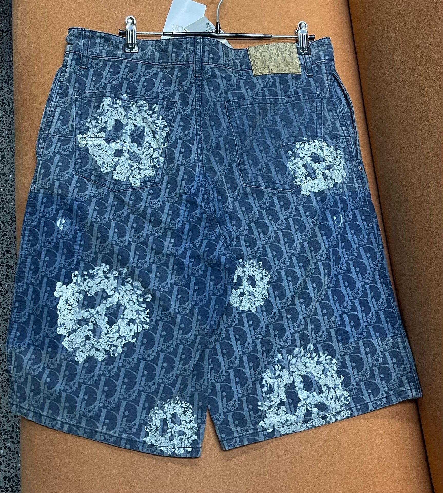 Dior DIOR x Denim Tears SS23 Logo Print Denim Shorts Size US 30 / EU 46 - 2 Thumbnail