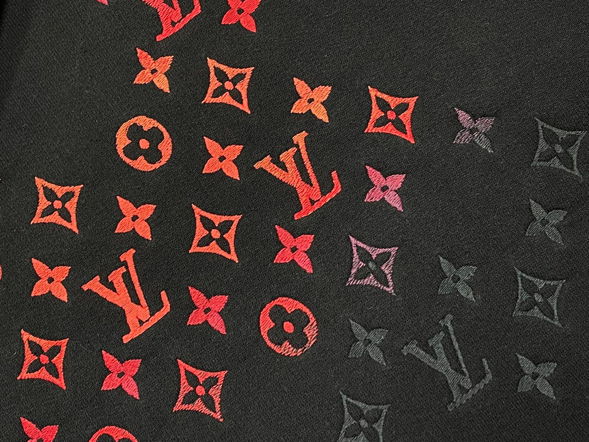 Louis Vuitton Louis Vuitton FW23 Logo Print Crewneck Sweatshirt Size US L / EU 52-54 / 3 - 3 Thumbnail