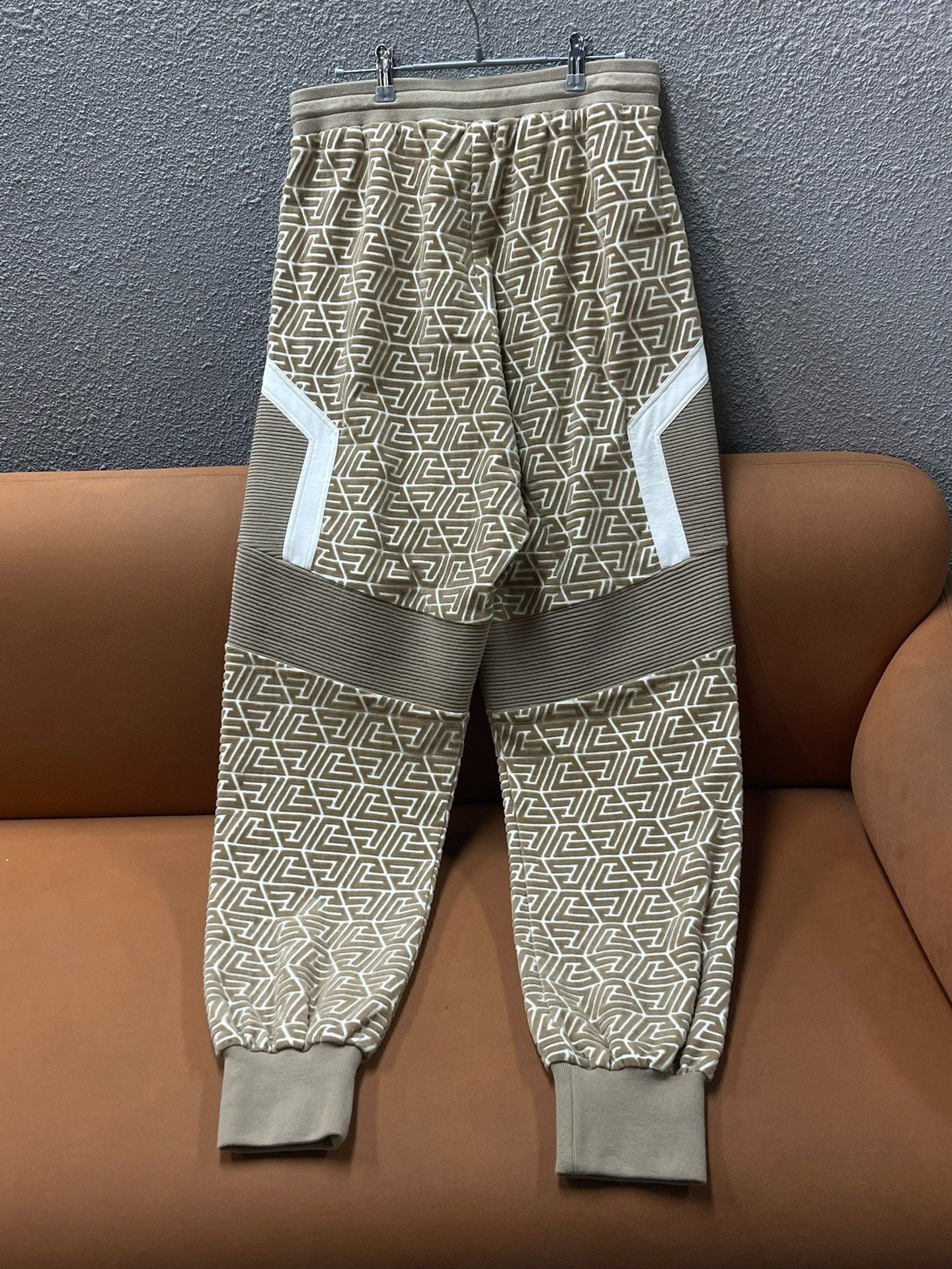 Balmain Balmain Pattern Print Velvet Trousers Size US 30 / EU 46 - 2 Thumbnail