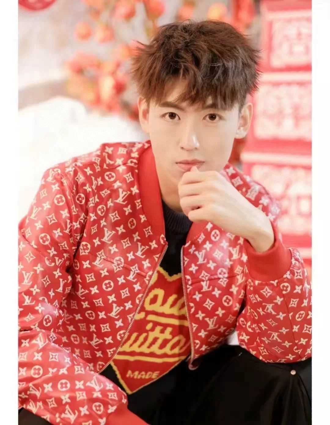 Louis Vuitton Louis Vuitton x Supreme FW21 Red Leather Jacket Size US XL / EU 56 / 4 - 4 Thumbnail