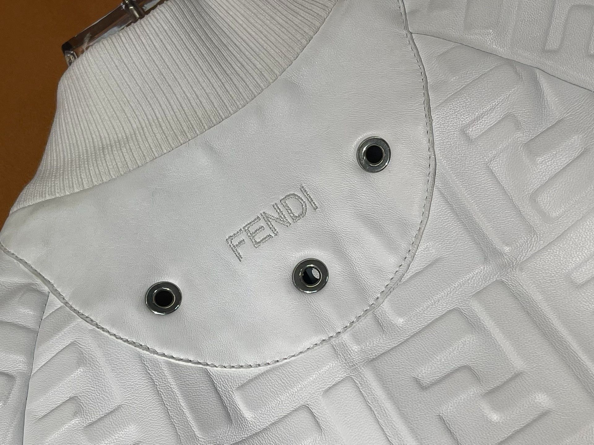Fendi Fendi Oversized Logo Embossed Runway Coat Size S / US 4 / IT 40 - 5 Thumbnail