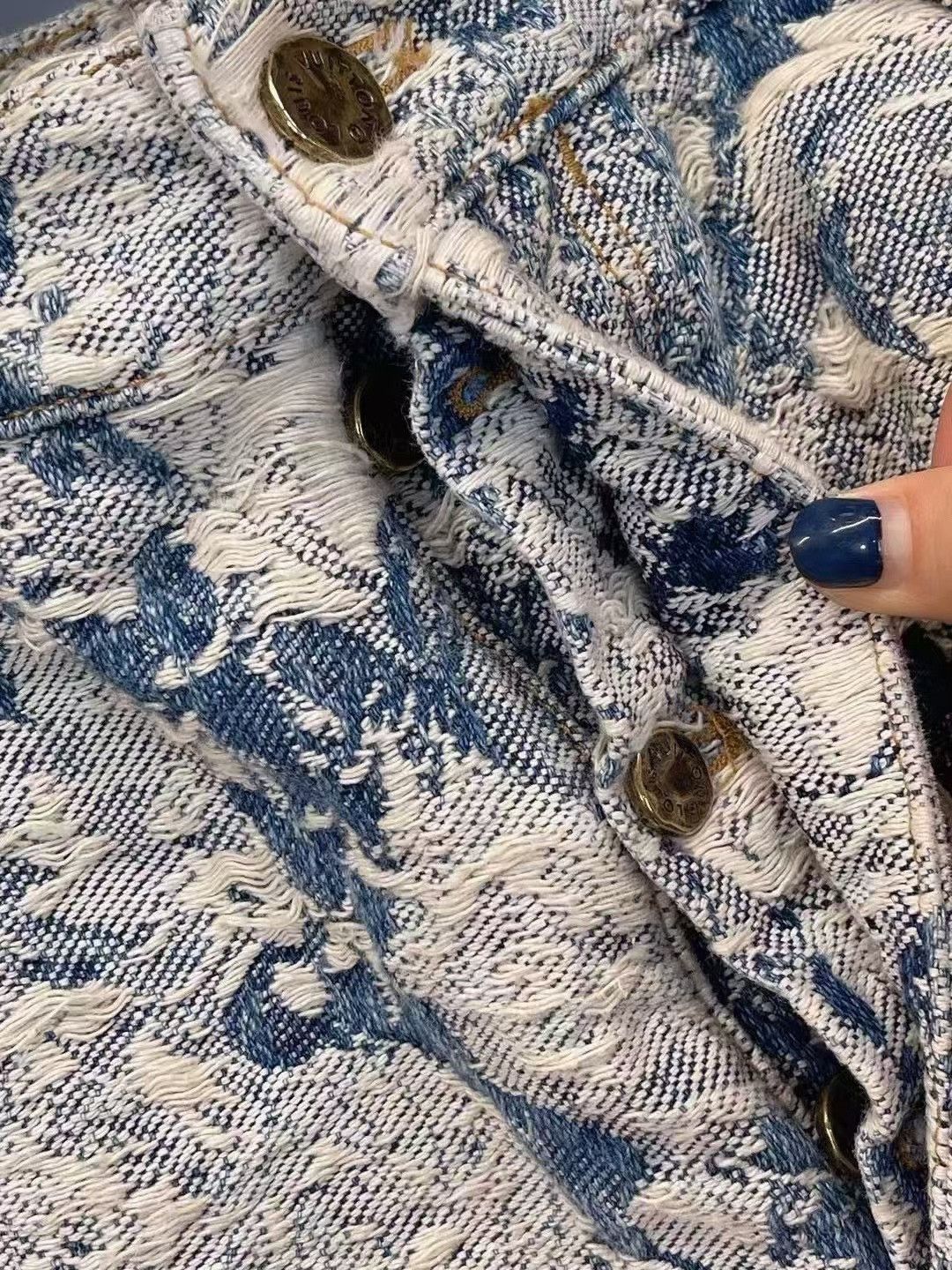 Louis Vuitton Louis Vuitton FW22 Floral Distressed Denim Shorts Size US 32 / EU 48 - 3 Thumbnail