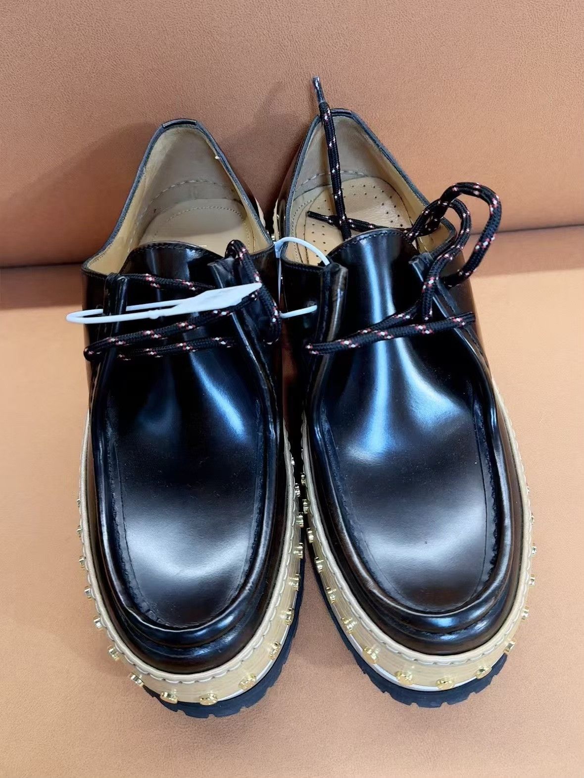 Louis Vuitton Louis Vuitton Woodcut Leather Shoes Size US 7 / EU 40 - 2 Thumbnail