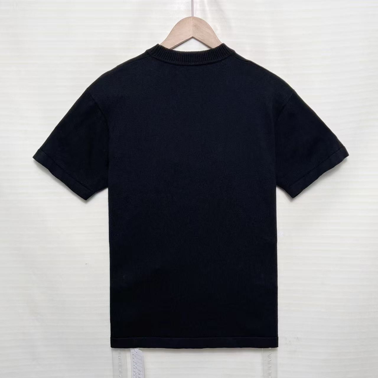 Louis Vuitton LV Pin Short Sleeve T-Shirt Size US L / EU 52-54 / 3 - 2 Thumbnail