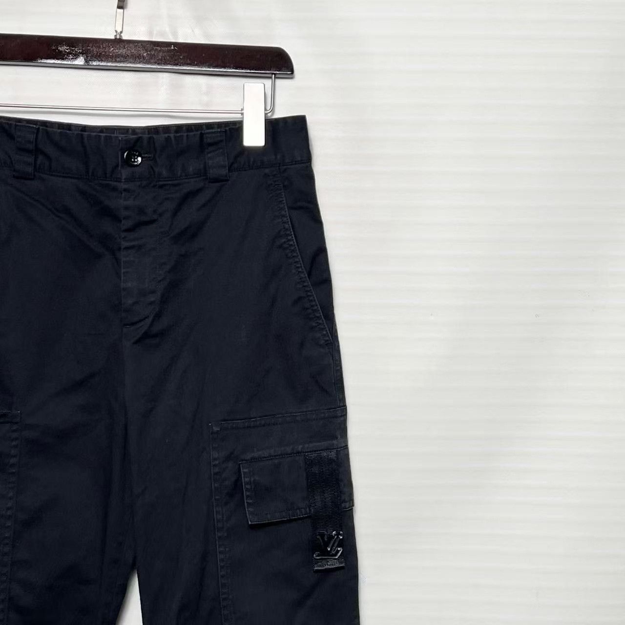 Louis Vuitton Louis Vuitton FW23 Men's Black Cargo Pants Size US 28 / EU 44 - 3 Thumbnail