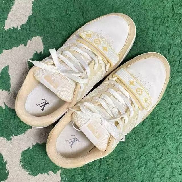 Louis Vuitton Louis Vuitton Trainer Men's Low-Top Sneakers Size US 9 / EU 42 - 4 Thumbnail