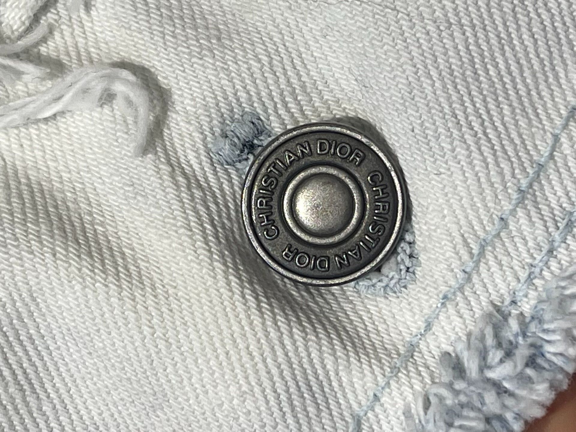 Dior DIOR Embroidered Bee Ice Dye Denim Jacket Size S / US 4 / IT 40 - 4 Thumbnail