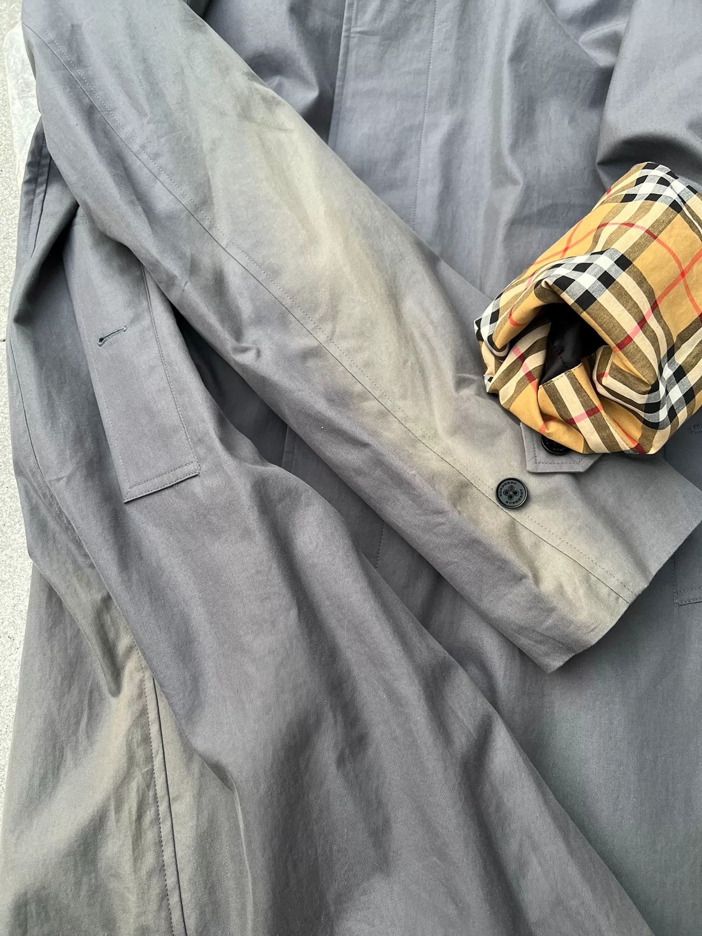 Burberry Burberry Men's Trench Coat Size US L / EU 52-54 / 3 - 7 Thumbnail