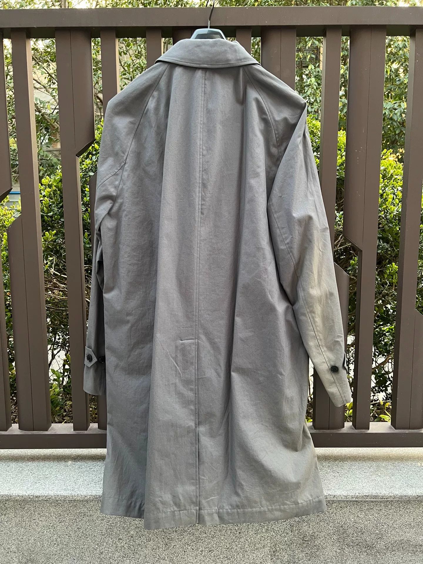 Burberry Burberry Men's Trench Coat Size US L / EU 52-54 / 3 - 5 Thumbnail