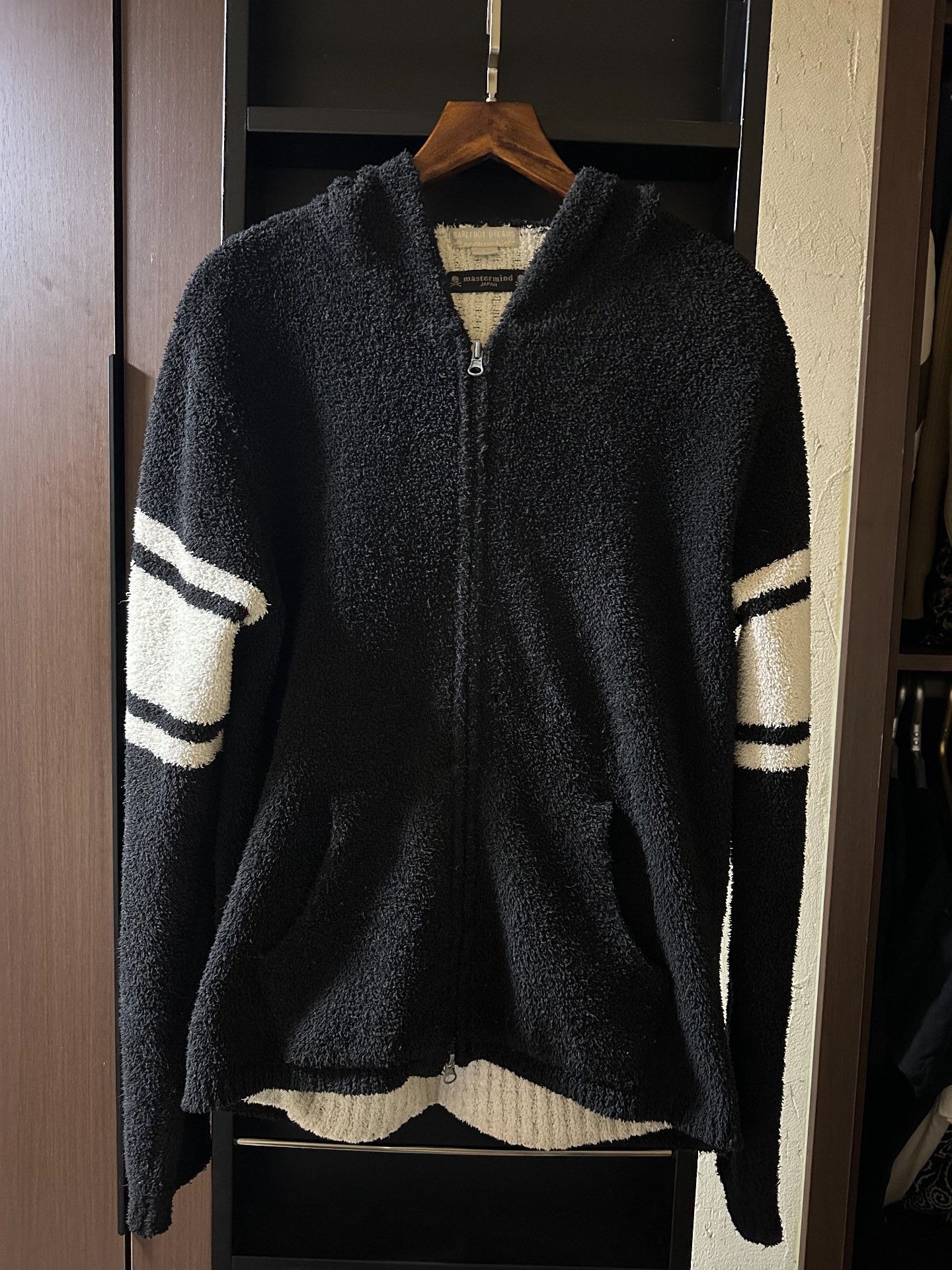 Mastermind Japan Mastermind Japan x Barefoot Dreams Skull Hoodie Size US L / EU 52-54 / 3 - 2 Thumbnail