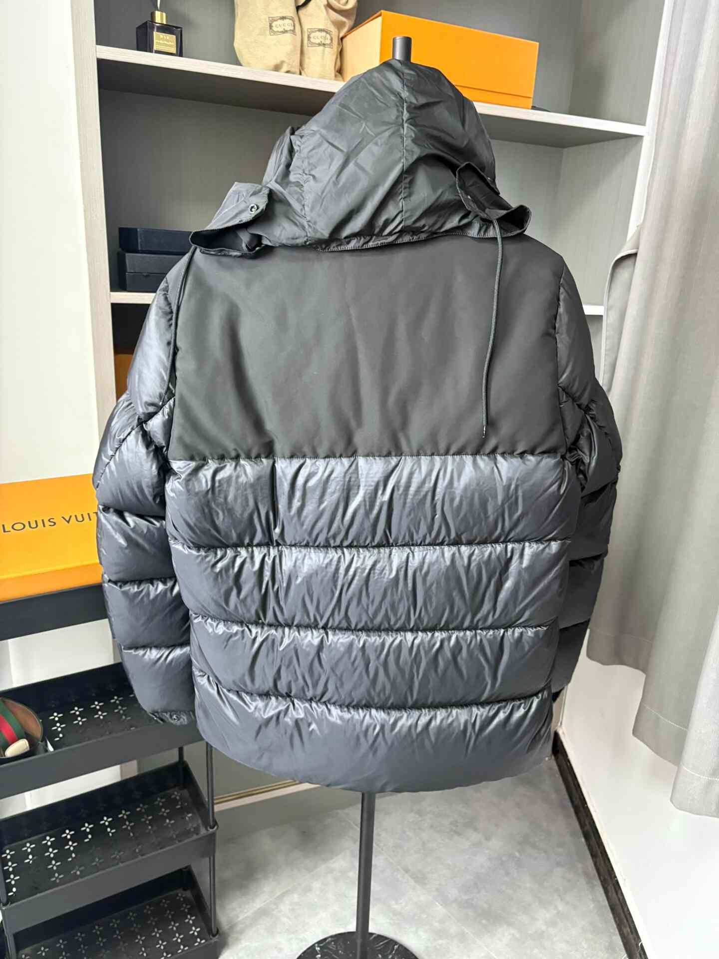 Moncler Moncler Down Black Heavy Coat M Men Size US M / EU 48-50 / 2 - 3 Thumbnail