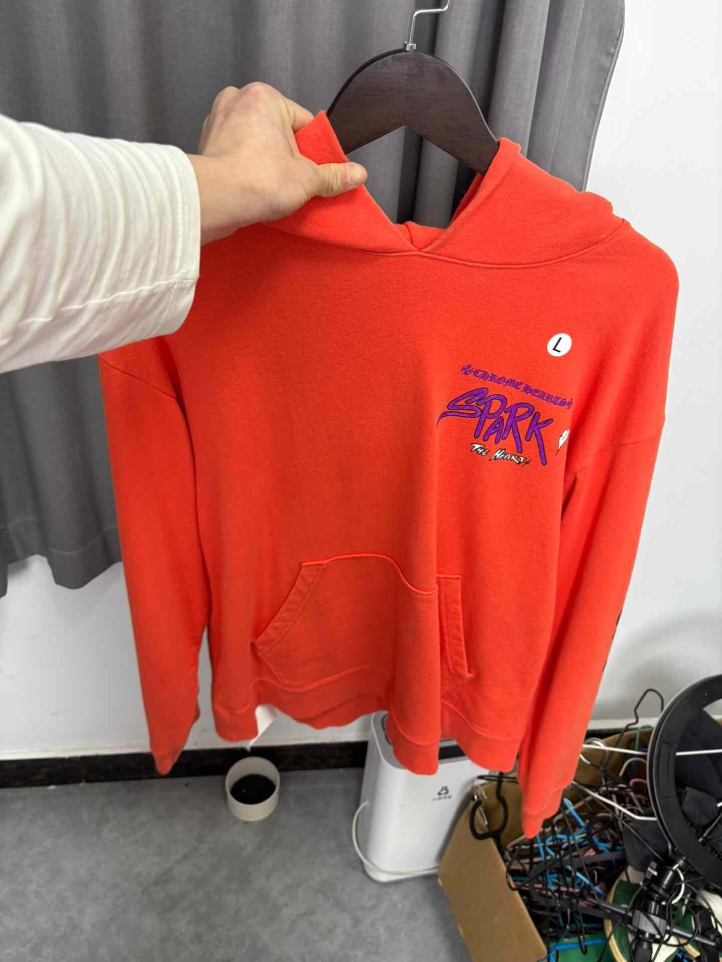 Chrome Hearts Chrome Hearts Graphic Red Hoodie L Men Size US L / EU 52-54 / 3 - 8 Thumbnail