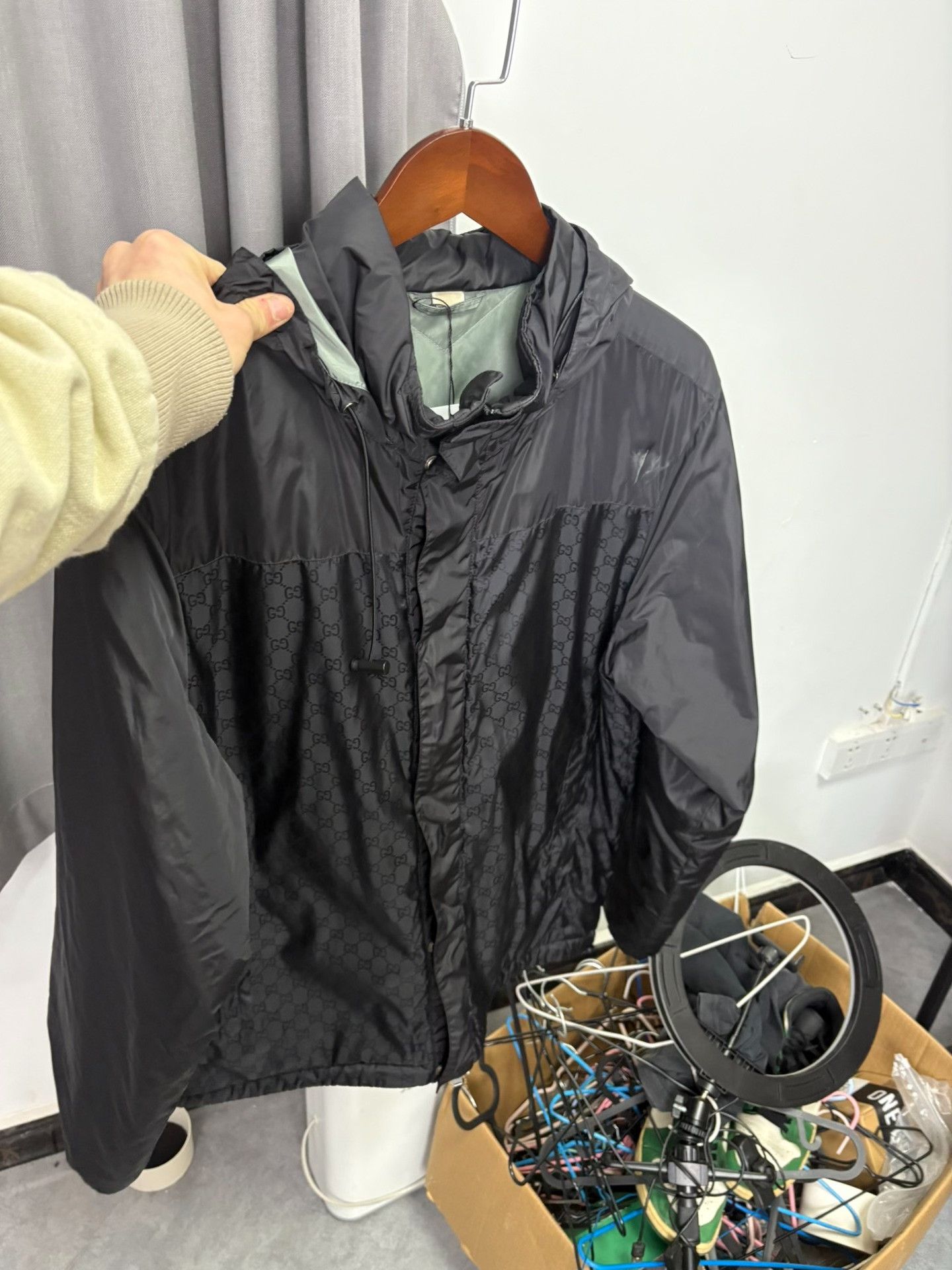 Gucci Gucci Black Light Jacket 44 Men Size US L / EU 52-54 / 3 - 4 Thumbnail