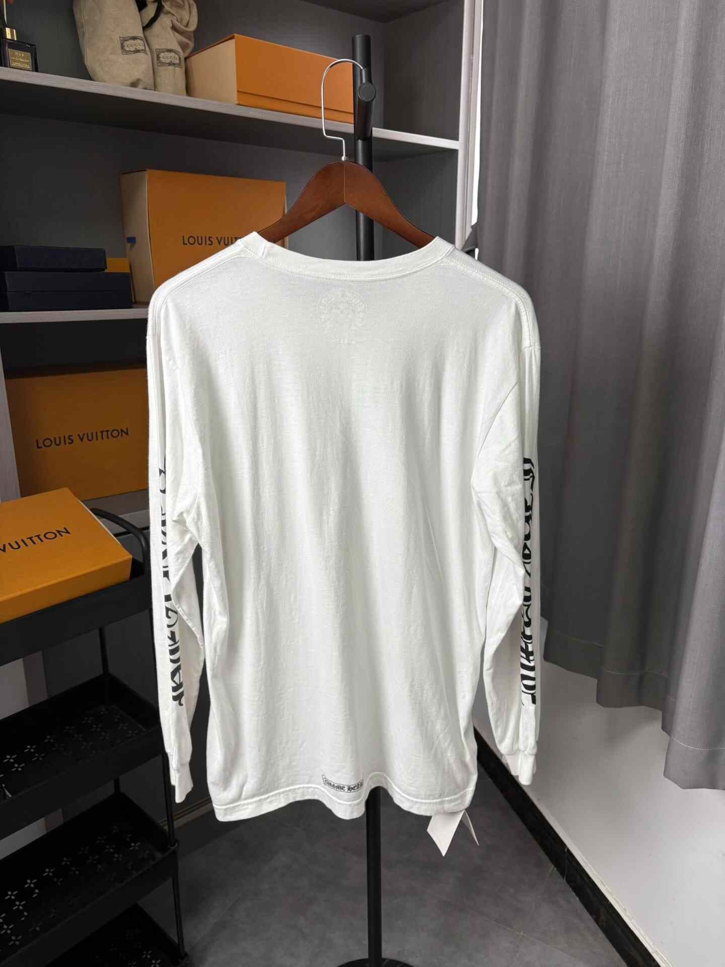 Chrome Hearts Chrome Hearts White T-Shirt L Men Size US L / EU 52-54 / 3 - 3 Thumbnail