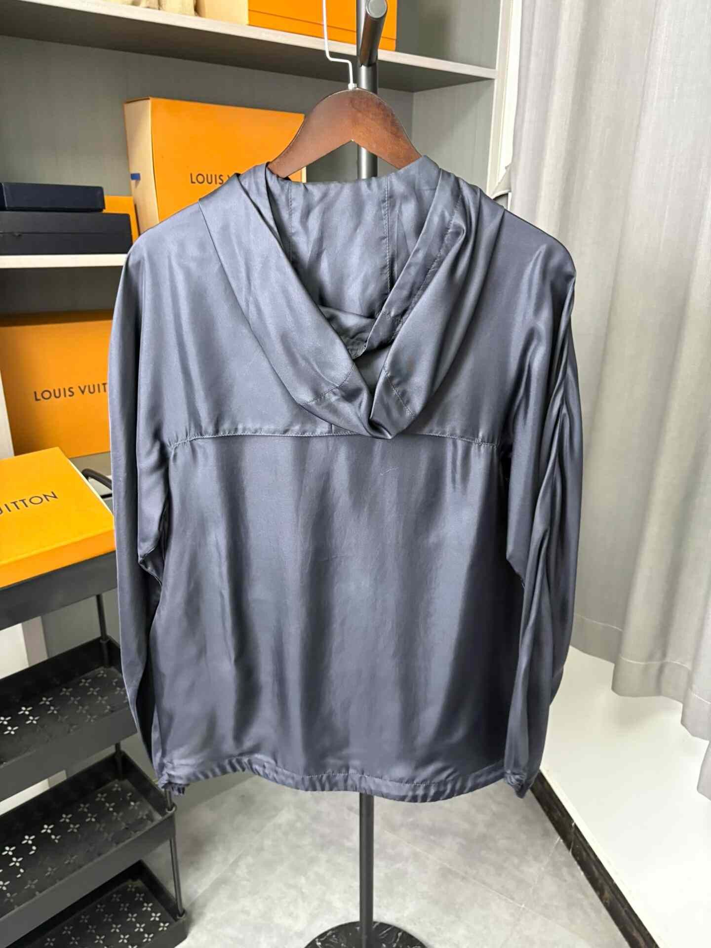 Prada Prada Black Light Jacket S Men Size US S / EU 44-46 / 1 - 4 Thumbnail