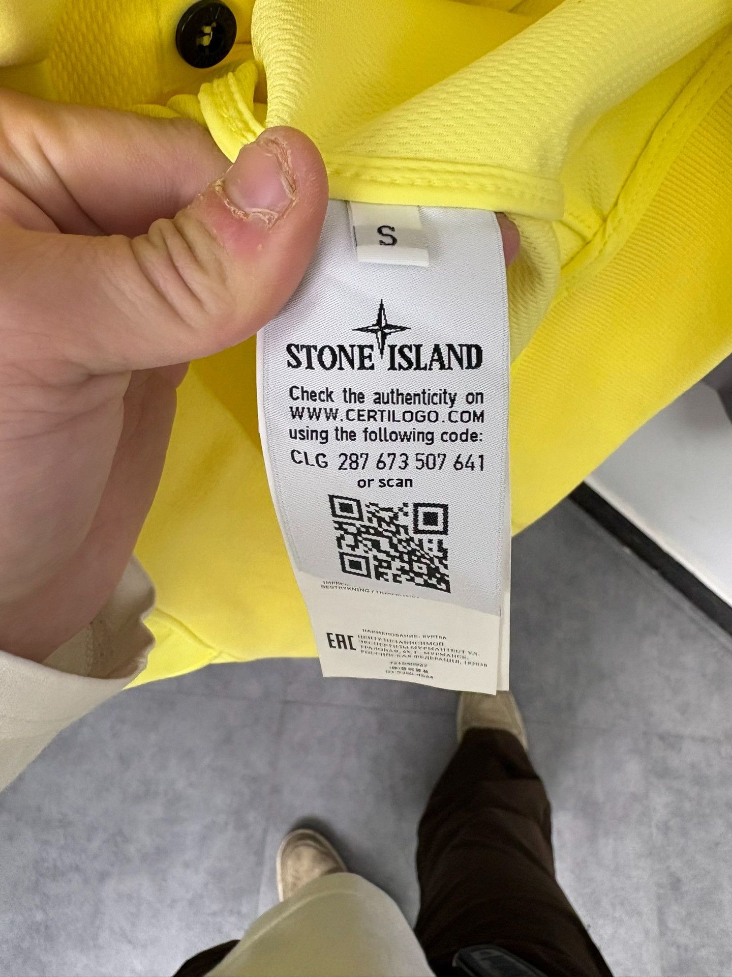 Stone Island Stone Island Glow Yellow Light Jacket S Men Size US S / EU 44-46 / 1 - 5 Thumbnail