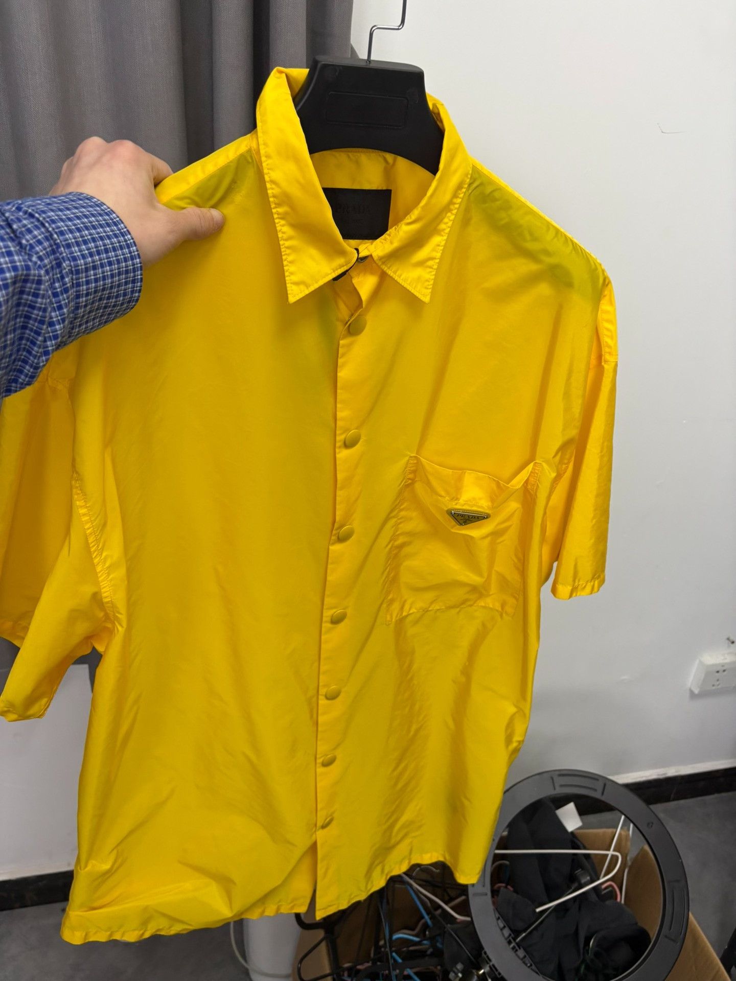 Prada Prada Yellow Shirt L Men Size US L / EU 52-54 / 3 - 6 Thumbnail