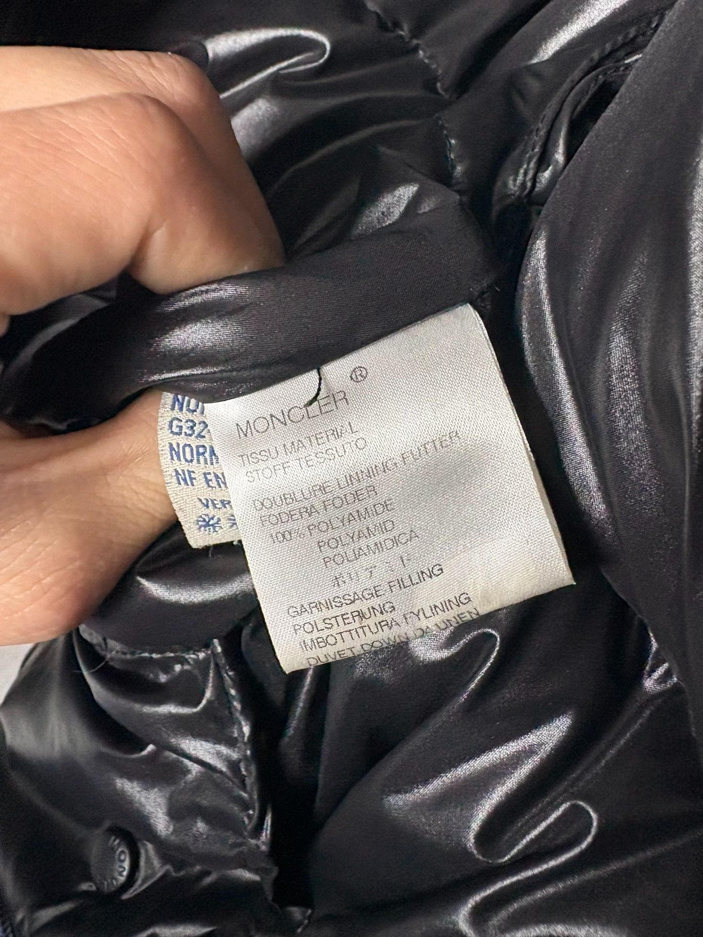 Moncler Moncler Down Black Heavy Coat L Men Size US L / EU 52-54 / 3 - 5 Thumbnail