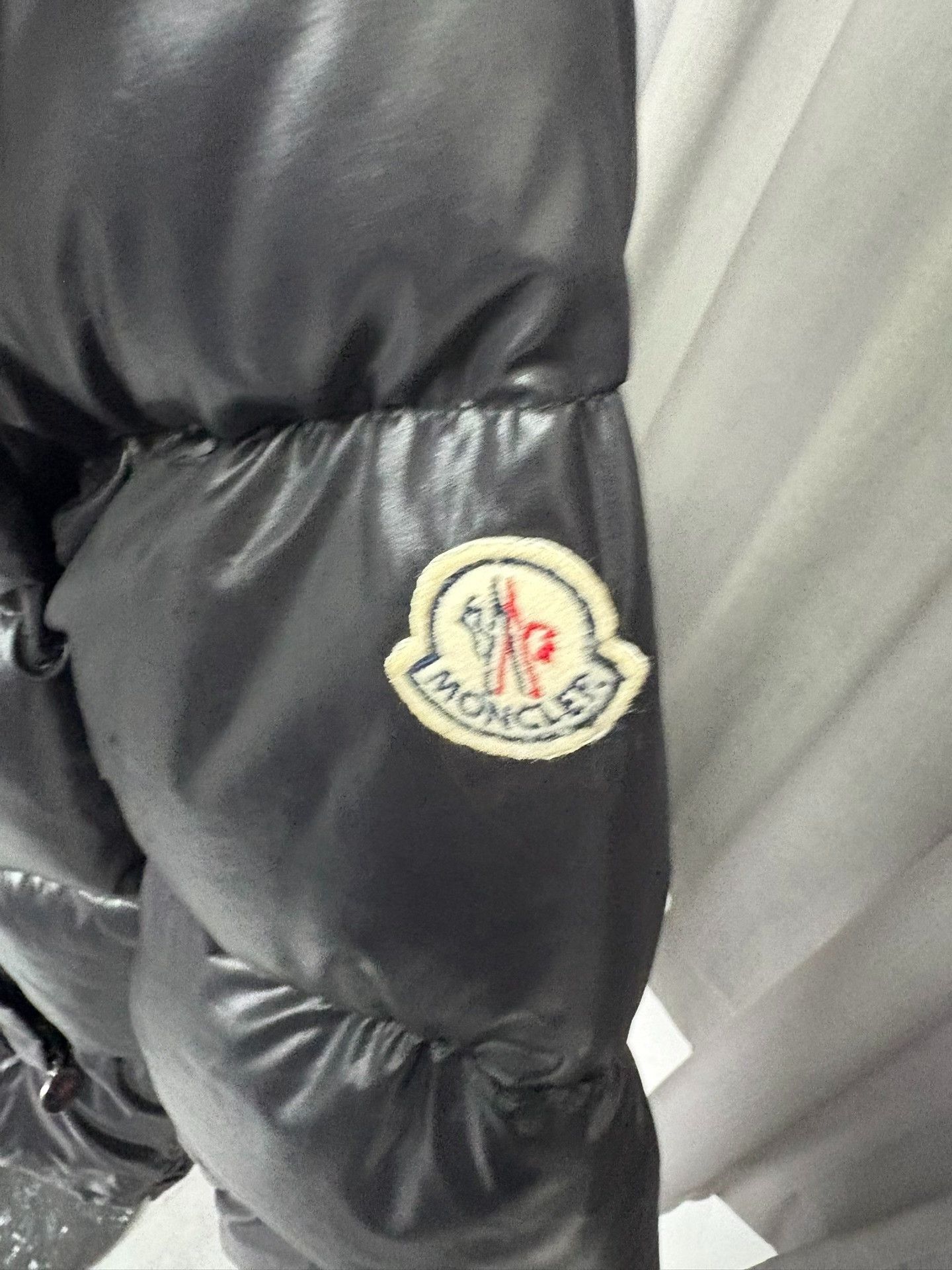 Moncler Moncler Down Black Heavy Coat L Men Size US L / EU 52-54 / 3 - 2 Thumbnail