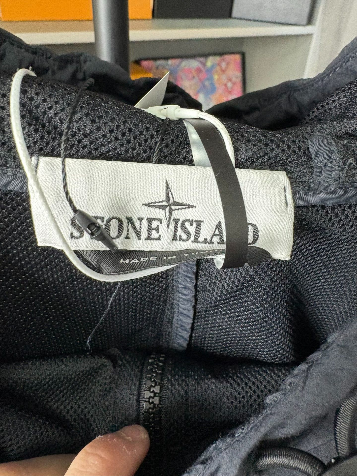 Stone Island Stone Island Black Light Jacket XL Men Size US XL / EU 56 / 4 - 2 Thumbnail