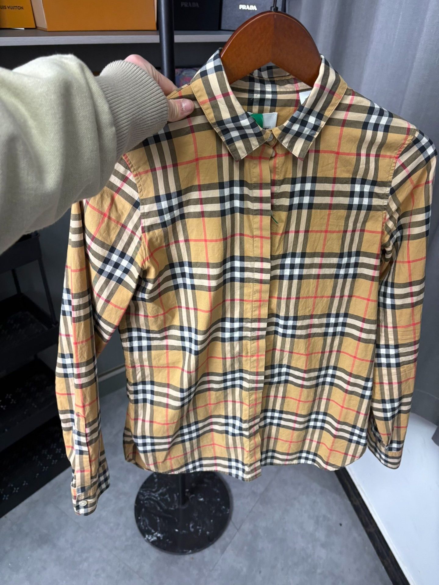 Burberry Burberry Plaid Beige Shirt 4 Men Size US XS / EU 42 / 0 - 5 Thumbnail