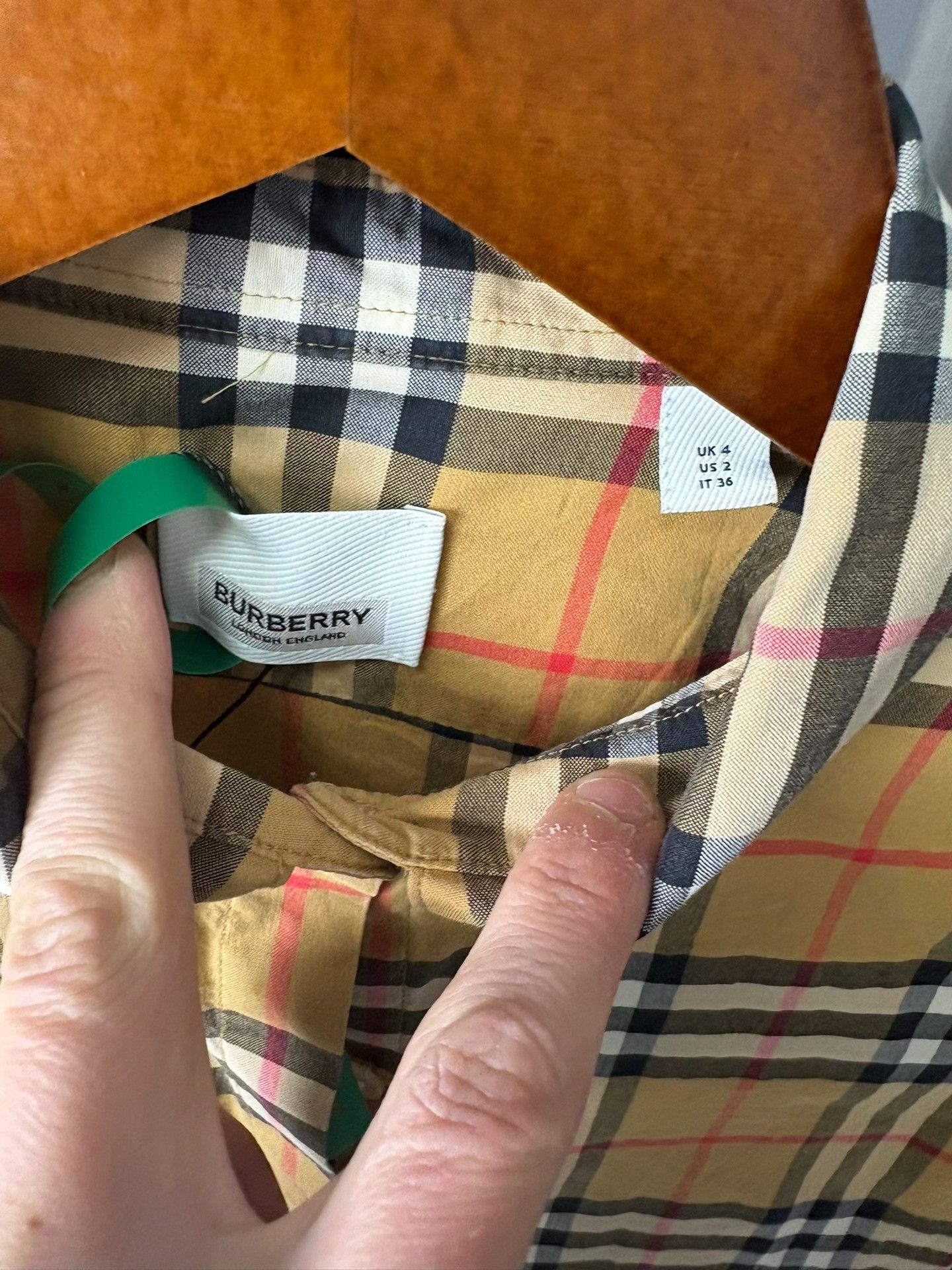 Burberry Burberry Plaid Beige Shirt 4 Men Size US XS / EU 42 / 0 - 2 Thumbnail