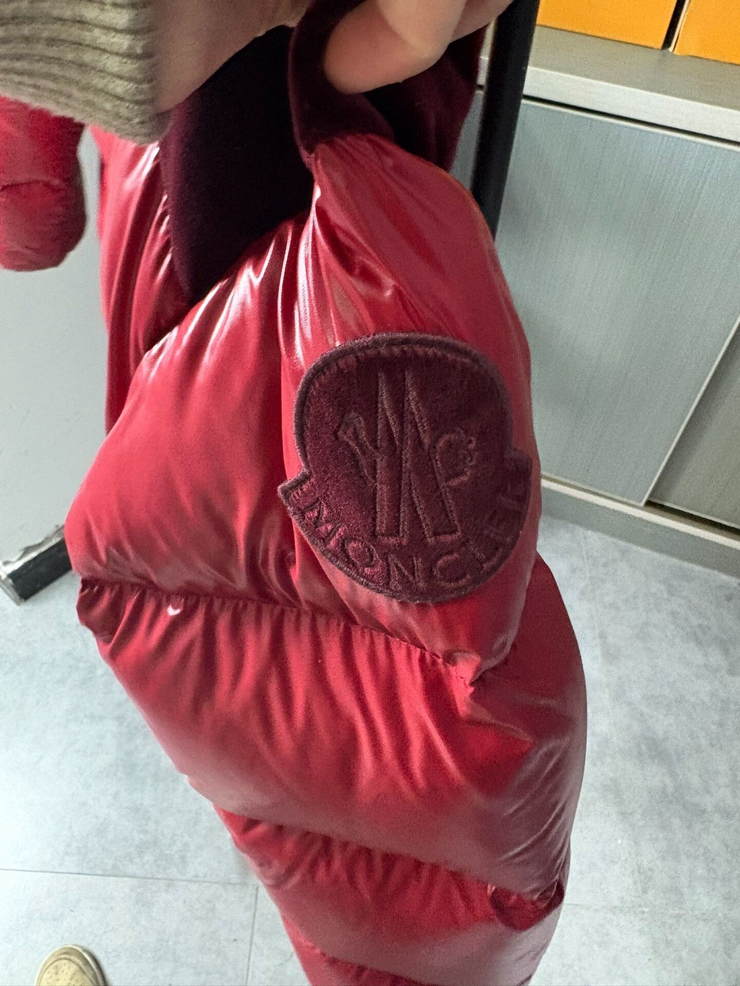 Moncler Moncler Velvet Down Red Heavy Coat XL Men Size US XL / EU 56 / 4 - 2 Thumbnail