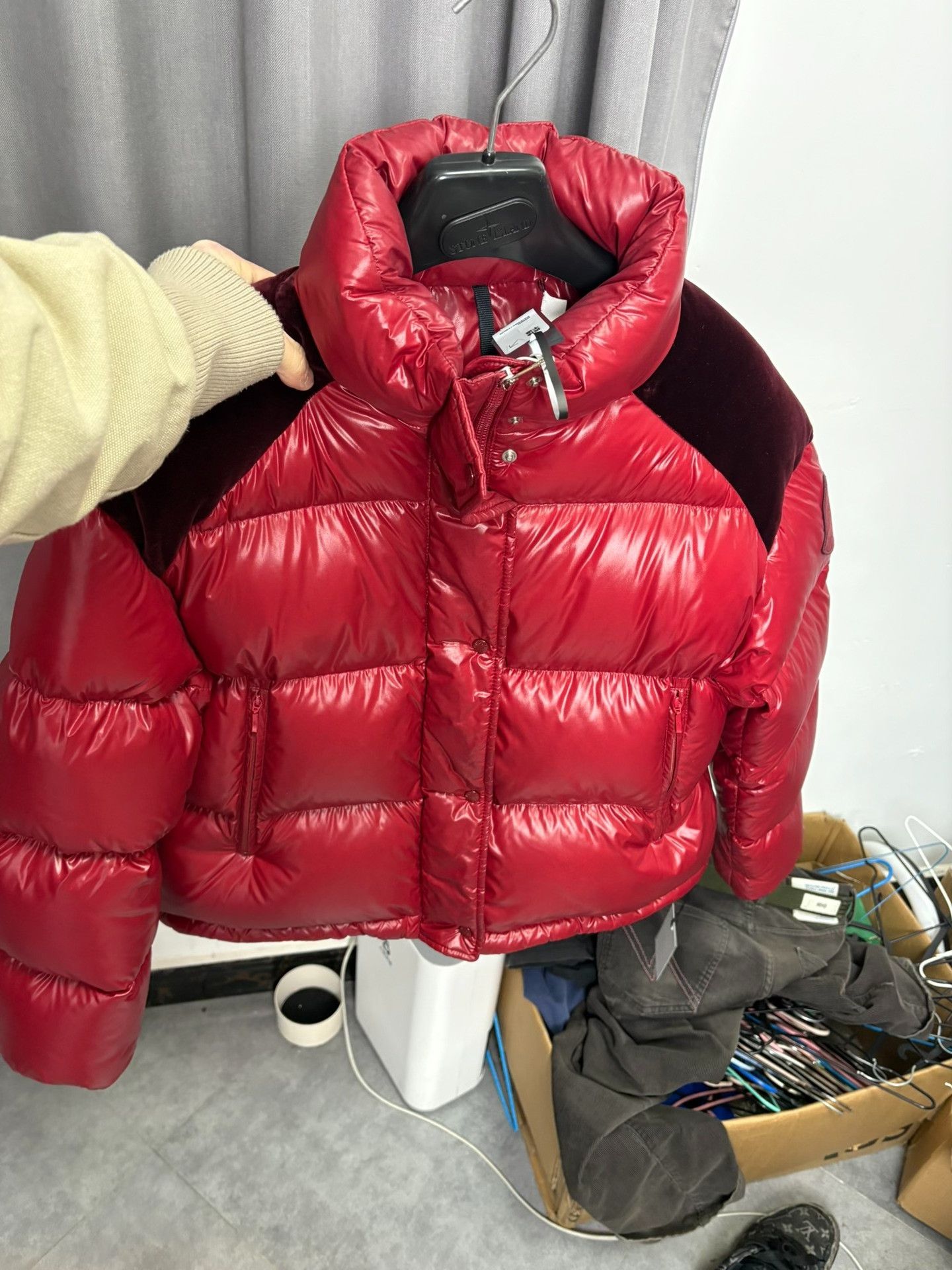 Moncler Moncler Velvet Down Red Heavy Coat XL Men Size US XL / EU 56 / 4 - 7 Thumbnail