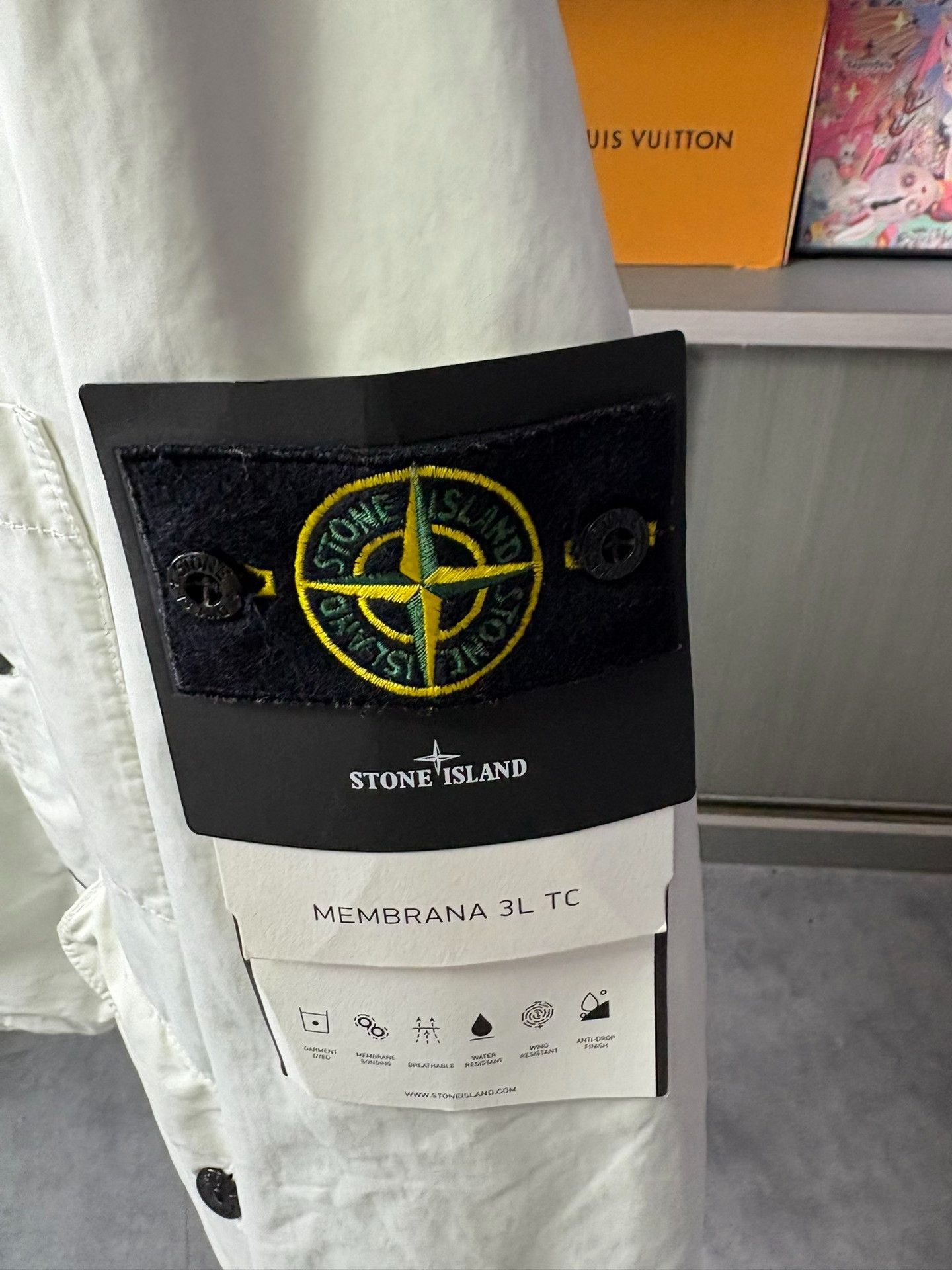 Stone Island Stone Island Cotton White Heavy Coat XL Men Size US XL / EU 56 / 4 - 2 Thumbnail