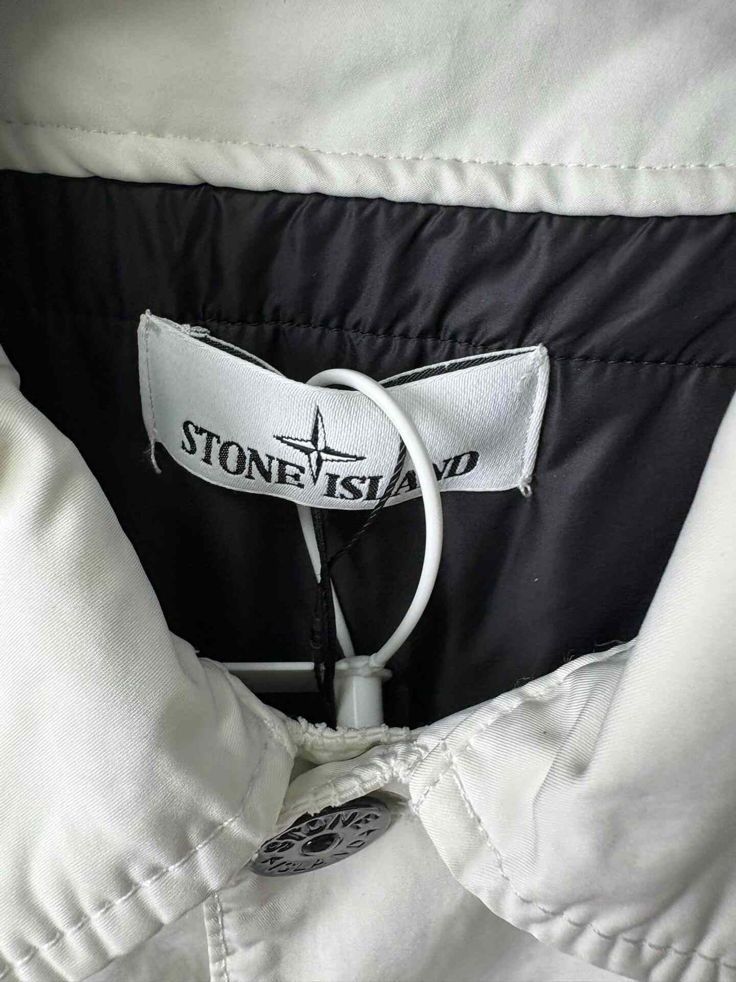 Stone Island Stone Island Cotton White Heavy Coat XL Men Size US XL / EU 56 / 4 - 3 Thumbnail