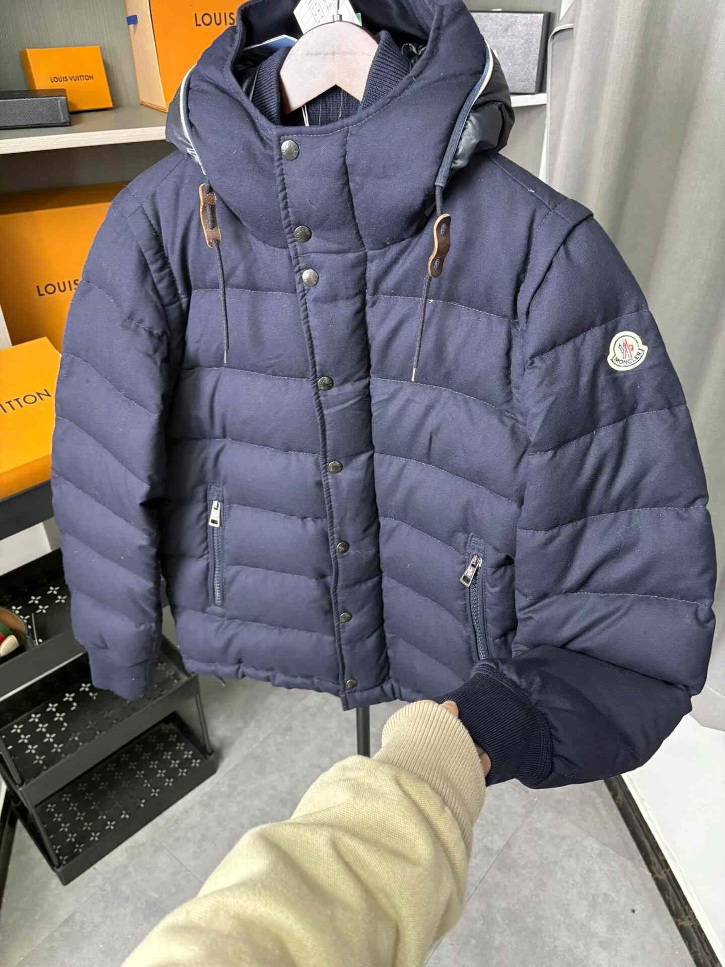 Moncler Moncler Down Blue Heavy Coat S Men Size US S / EU 44-46 / 1 - 5 Thumbnail