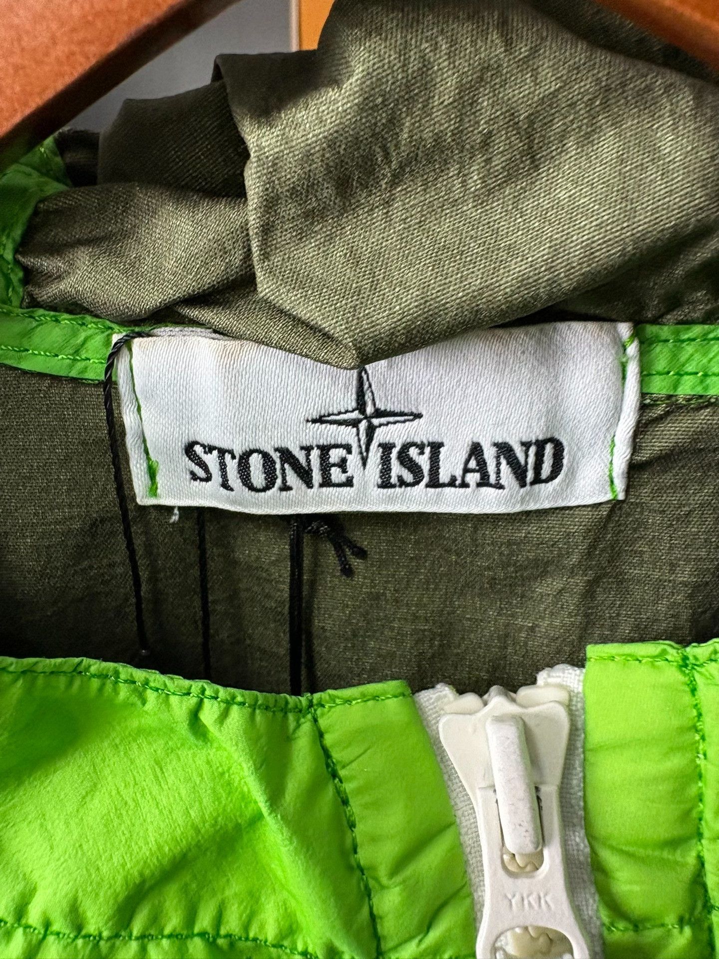 Stone Island Stone Island Green Light Jacket XL Men Size US XL / EU 56 / 4 - 3 Thumbnail