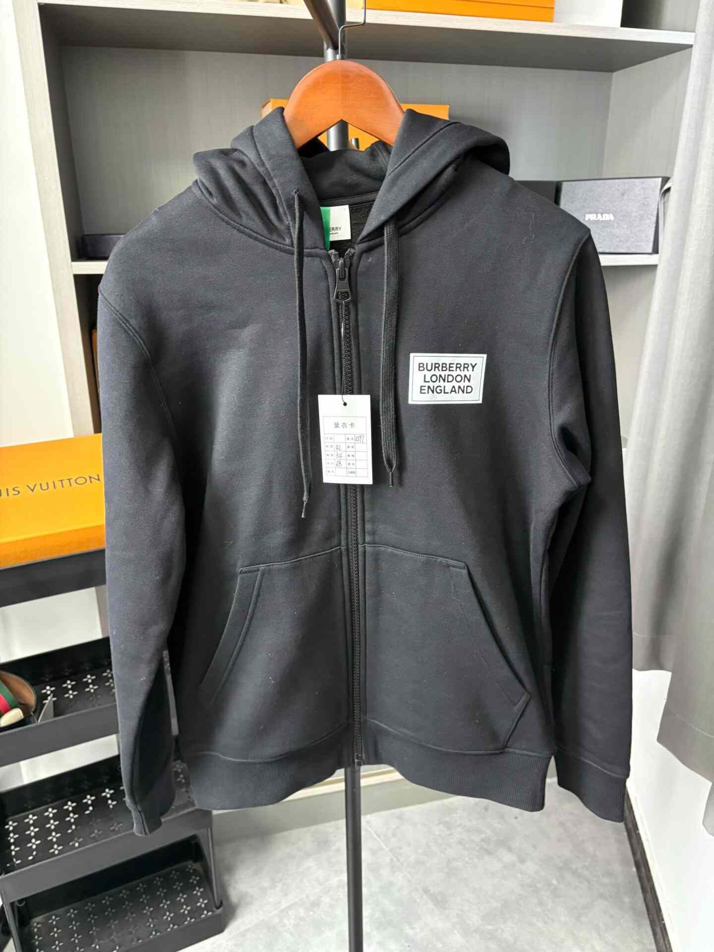 Prada Prada Black Hoodie S Men Size US S / EU 44-46 / 1 - 7 Thumbnail