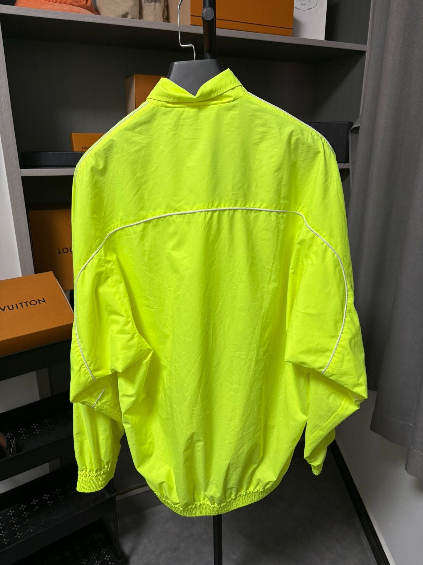Balenciaga Balenciaga Glow Yellow Light Jacket 34 Men Size US XS / EU 42 / 0 - 3 Thumbnail