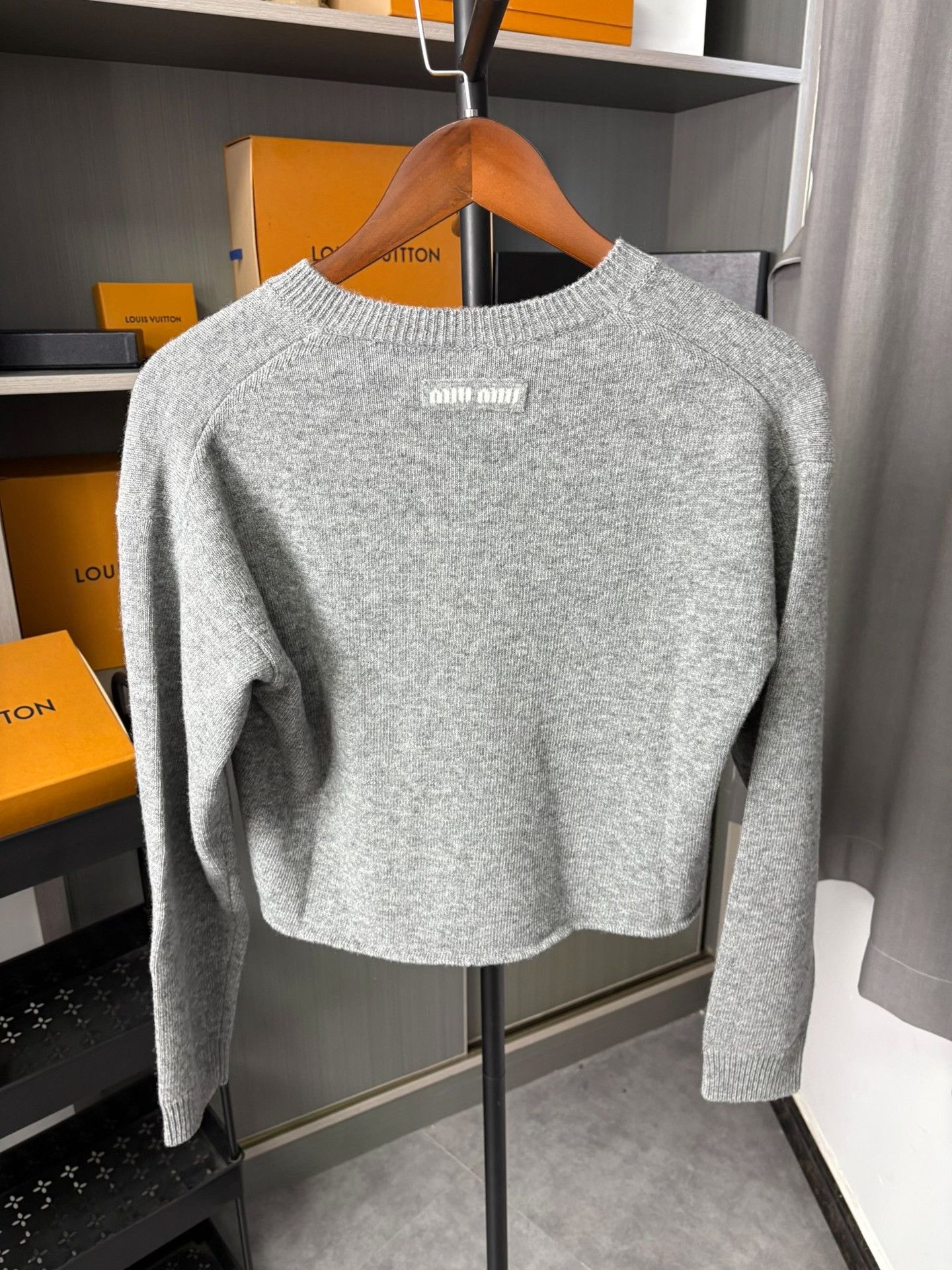 Miu Miu Miu Miu Wool Gray Sweater 40 Women Size M / US 6-8 / IT 42-44 - 4 Thumbnail