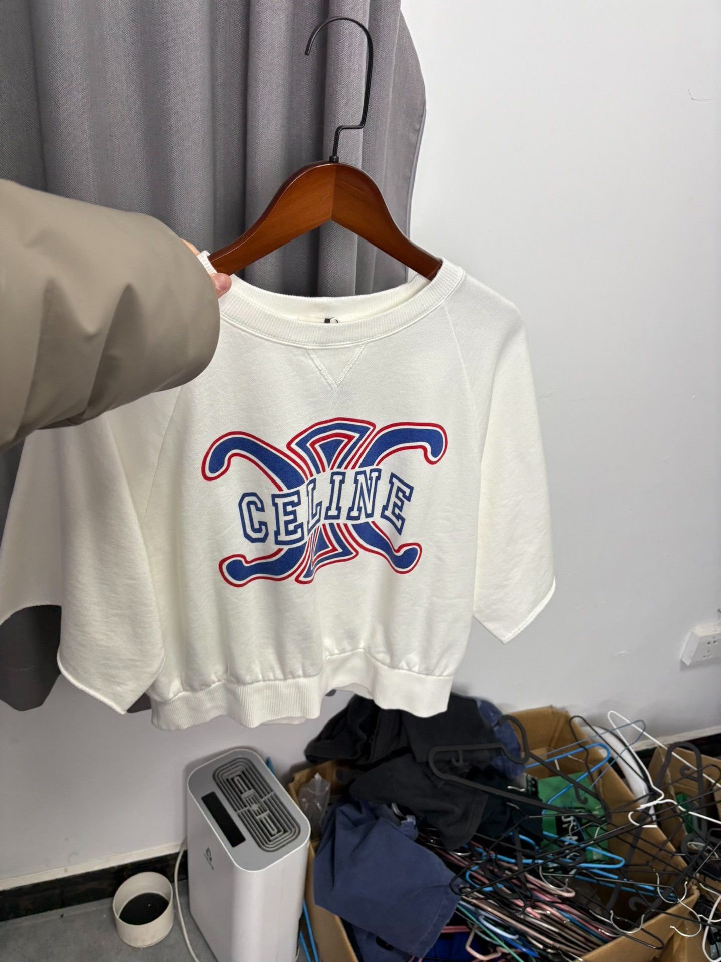 Celine Celine Printed Cropped T-Shirt XS Women Size XS / US 0-2 / IT 36-38 - 7 Thumbnail
