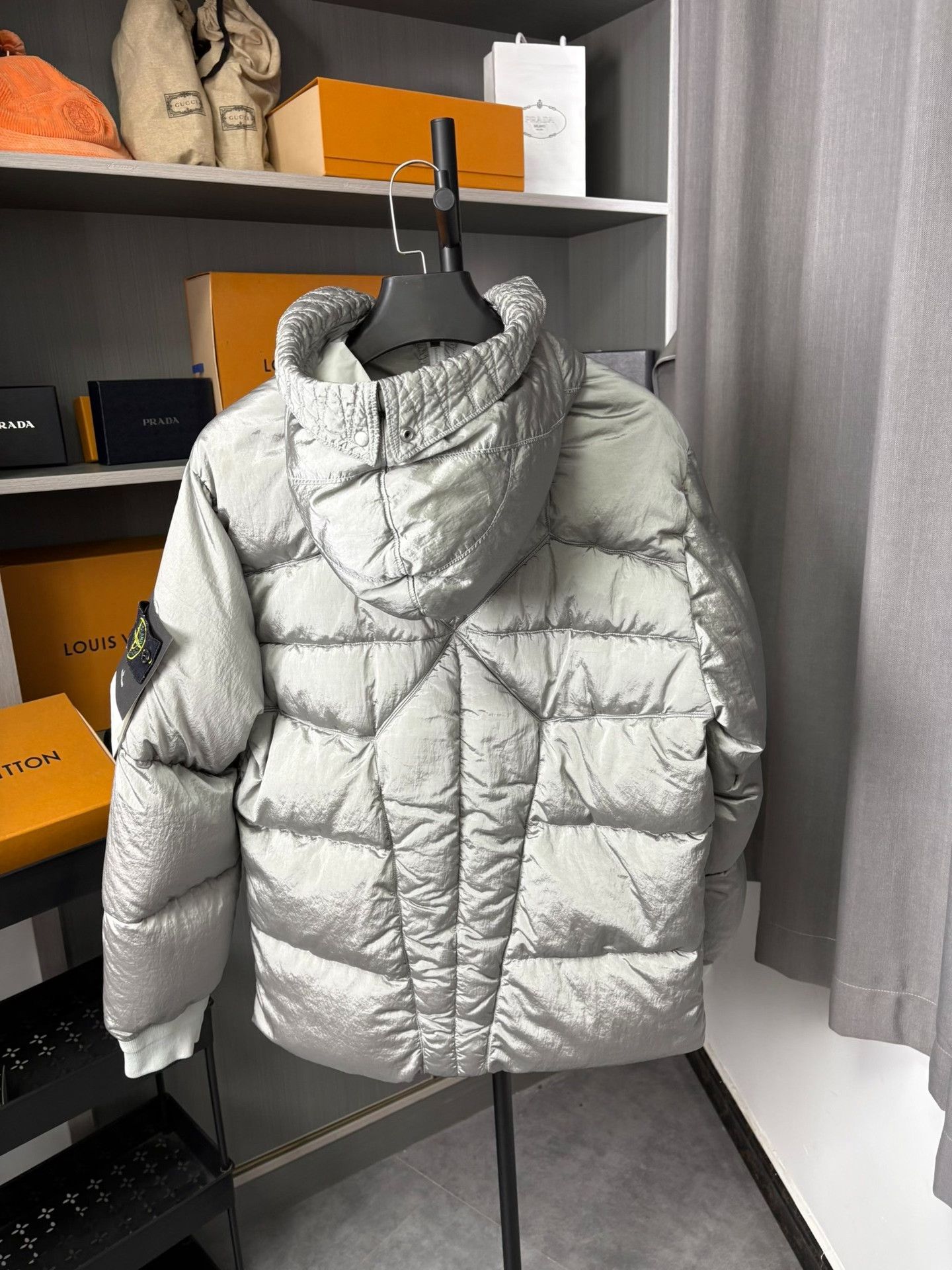 Stone Island Stone Island Nylon Down Silver Heavy Coat L Men Size US L / EU 52-54 / 3 - 3 Thumbnail
