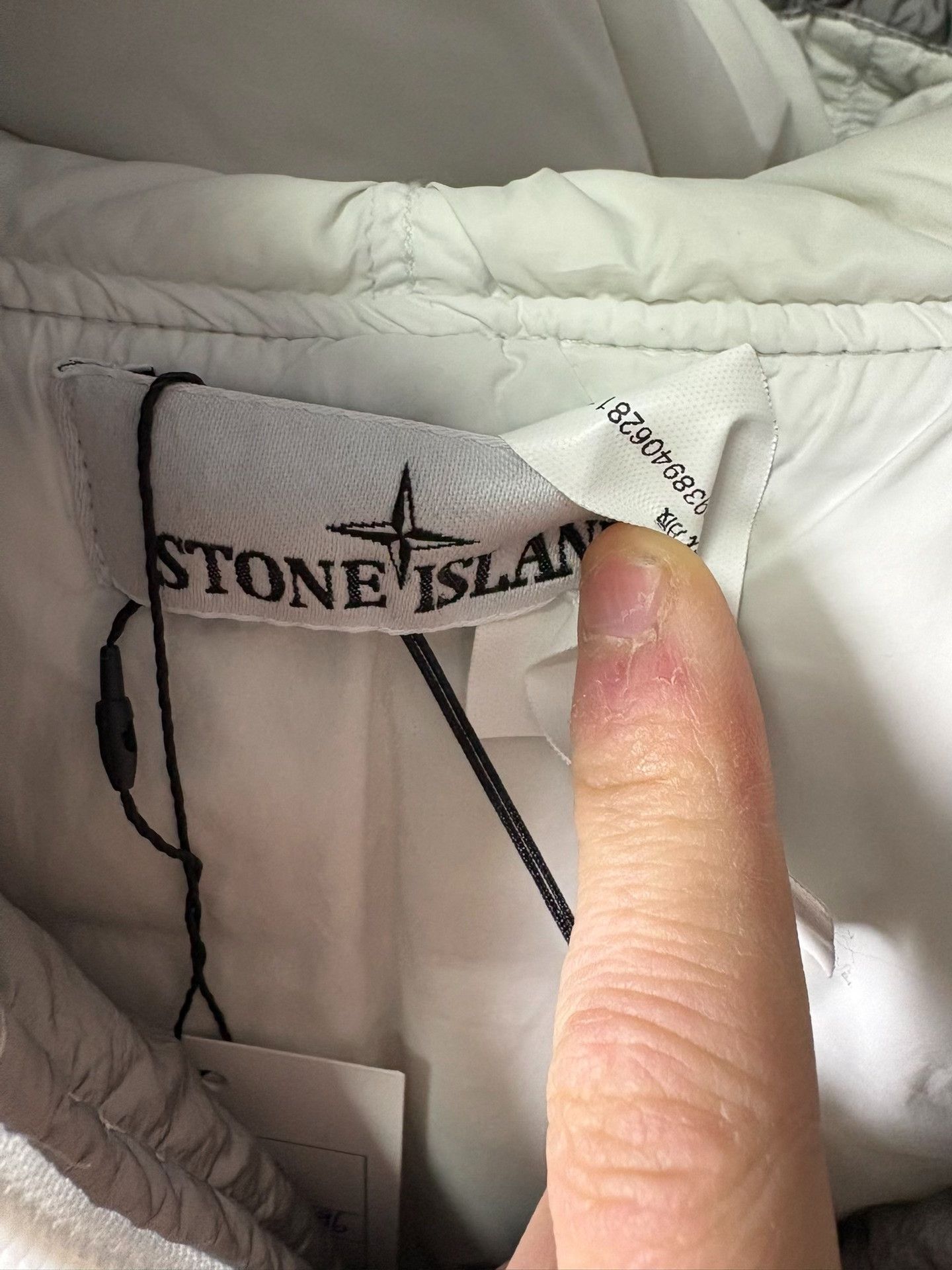 Stone Island Stone Island Nylon Down Silver Heavy Coat L Men Size US L / EU 52-54 / 3 - 4 Thumbnail