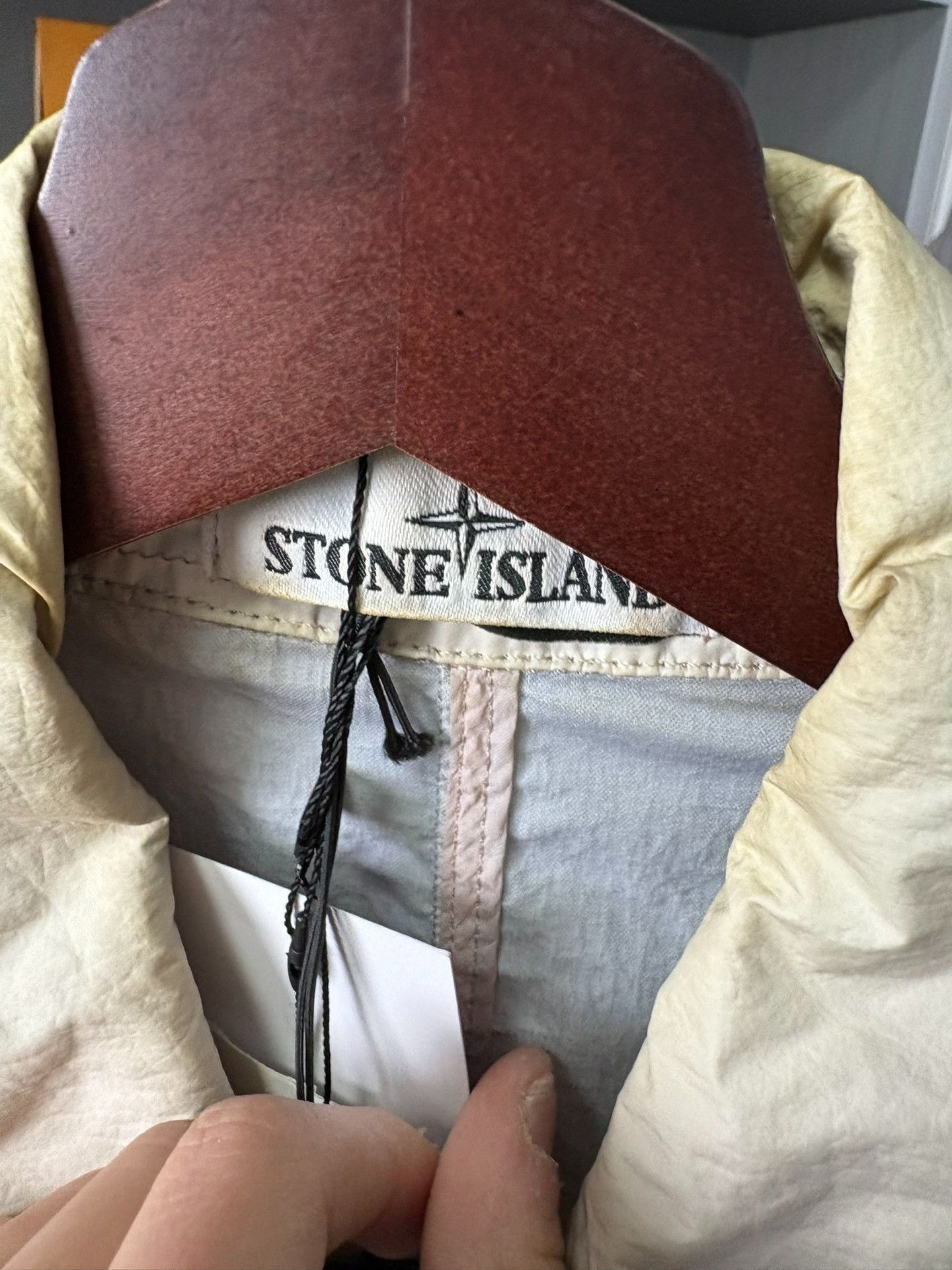 Stone Island Stone Island White Light Jacket M Men Size US M / EU 48-50 / 2 - 2 Thumbnail