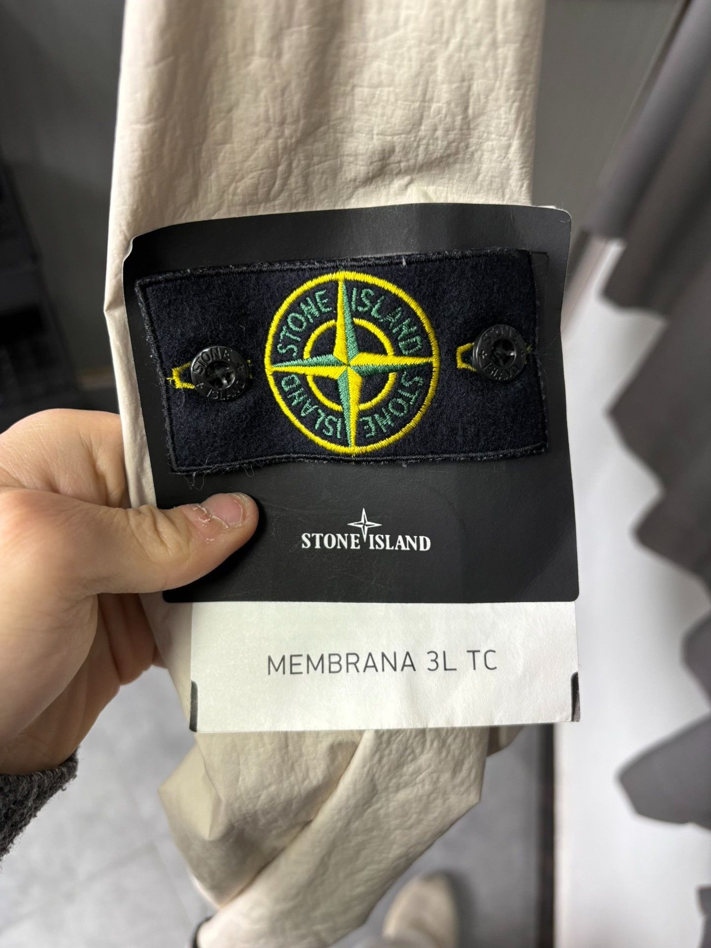 Stone Island Stone Island White Light Jacket M Men Size US M / EU 48-50 / 2 - 4 Thumbnail