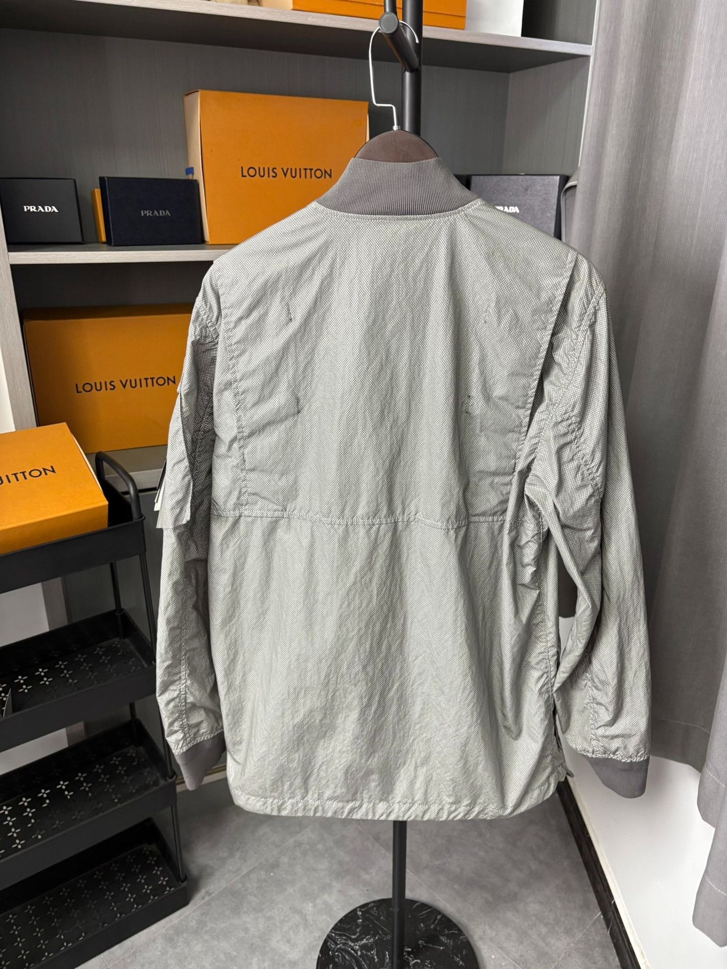 Stone Island Stone Island Reflective White Light Jacket L Men Size US L / EU 52-54 / 3 - 5 Thumbnail